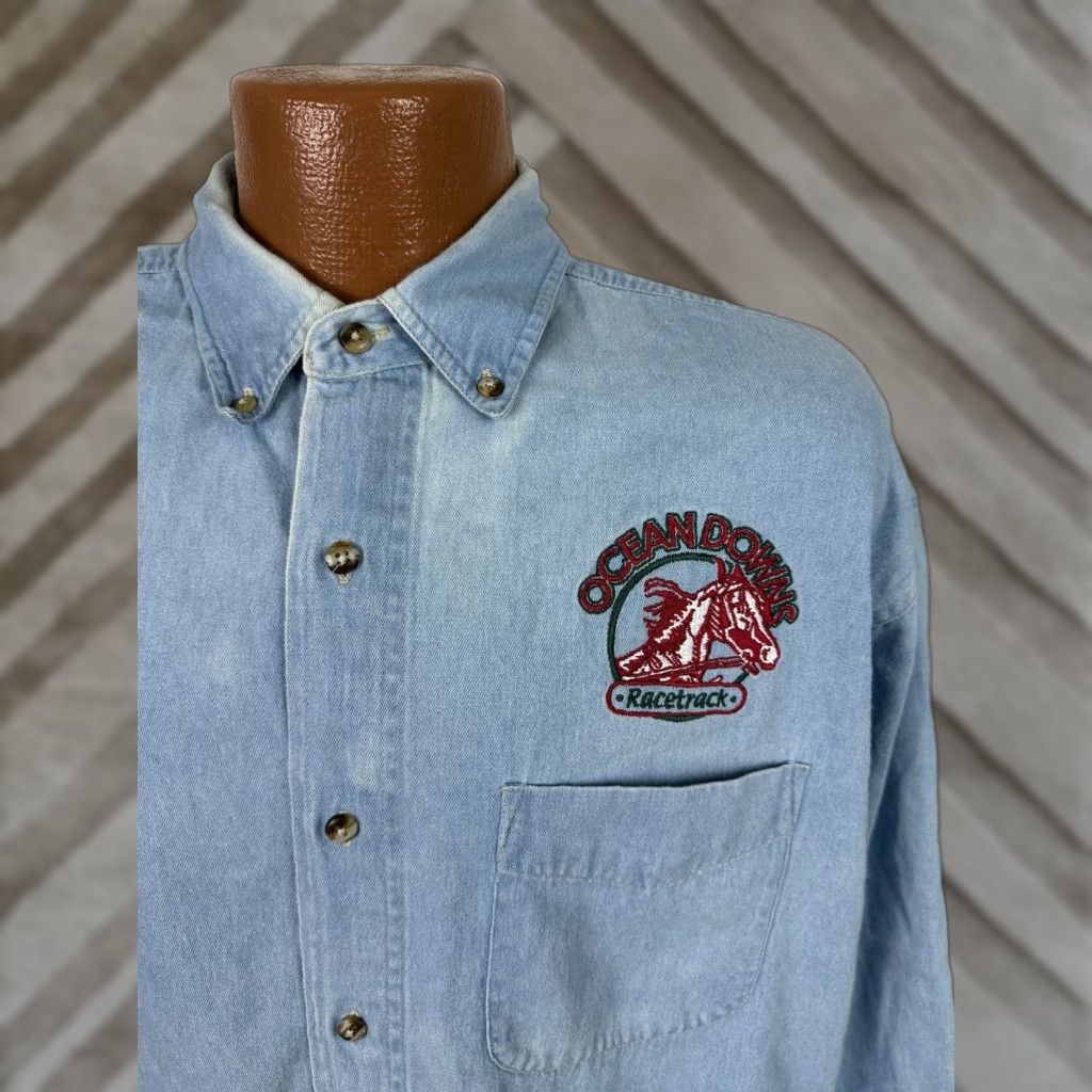 Denime VINTAGE Ocean Downs Denim Shirt Men L Blue 90s Casual Button-Up Horse Racing Track Casual Mens Shirt Denim Size US L / EU 52-54 / 3 - 1 Thumbnail