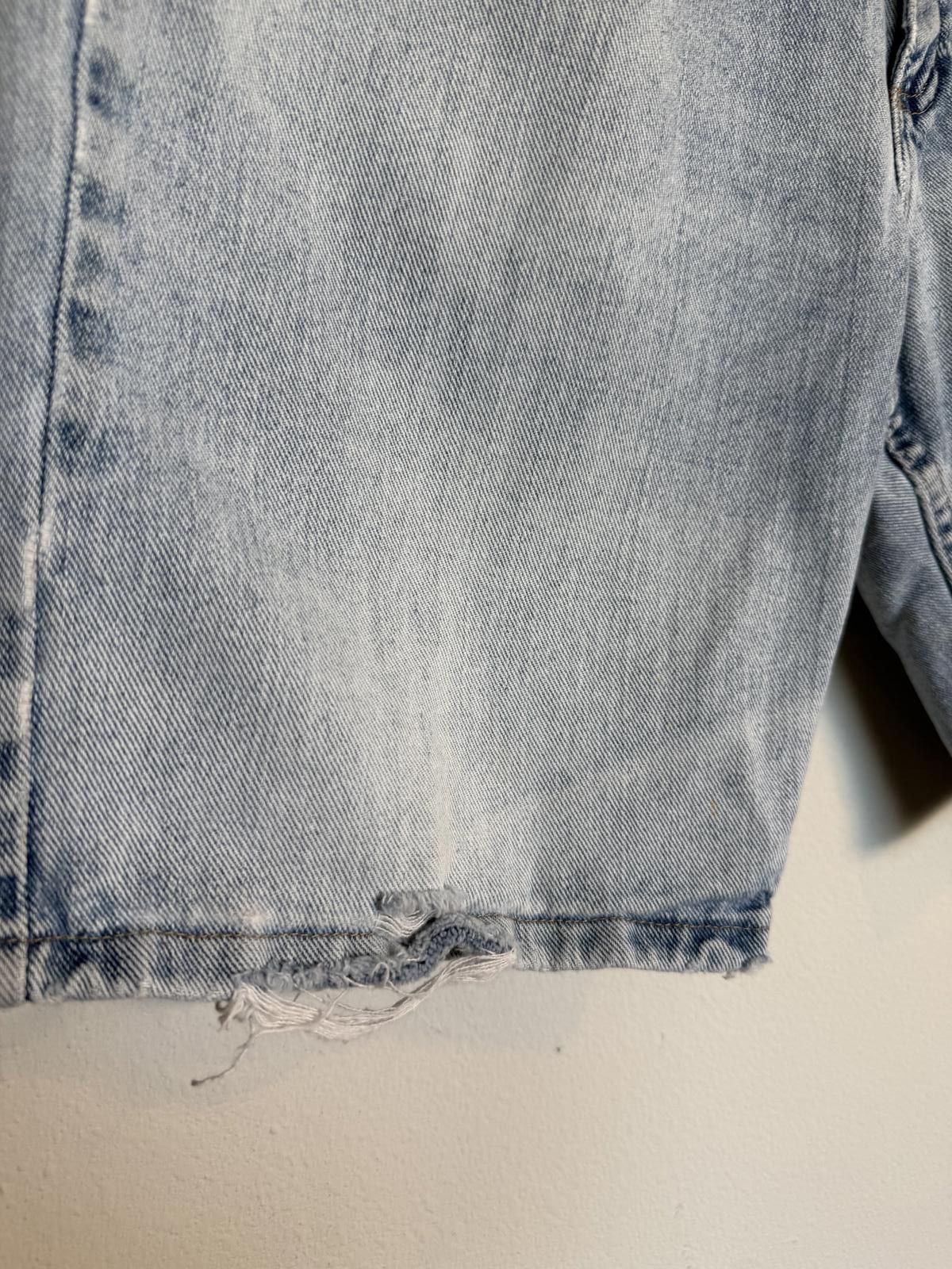 Wrangler Men Distressed Classic Light Wash Denim Shorts Size US 34 / EU 50 - 3 Thumbnail
