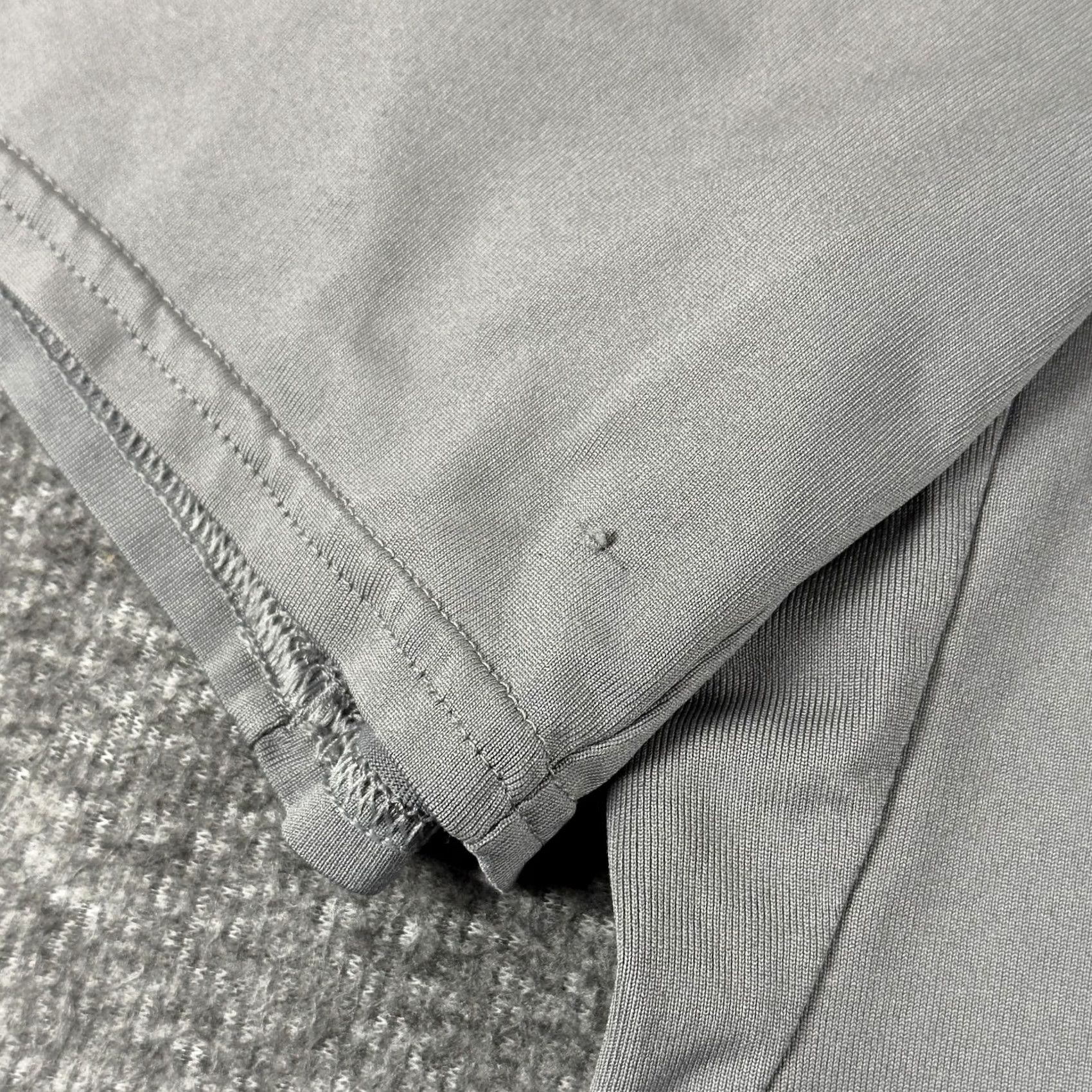 Patagonia Patagonia Capilene Daily Shirt Mens Medium Gray Short Sleeve Base Layer Tee Size US M / EU 48-50 / 2 - 4 Thumbnail