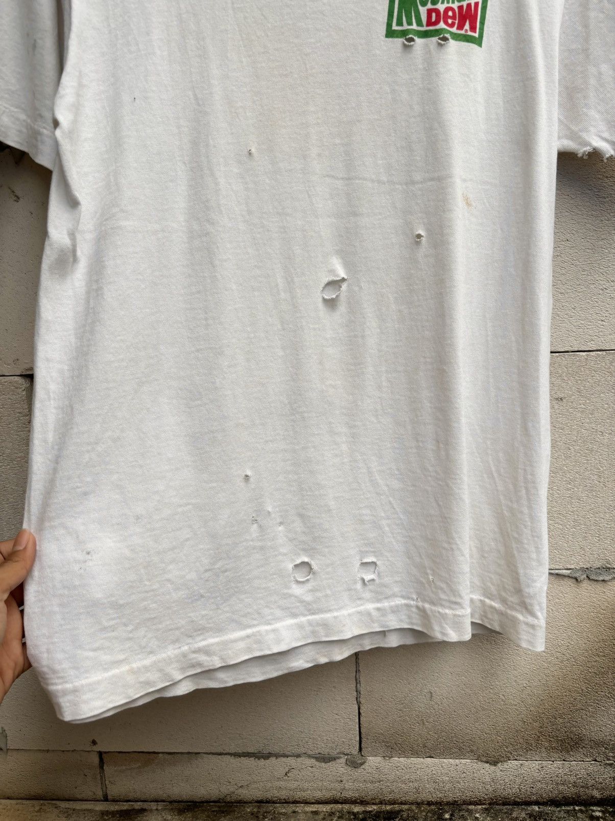 Vintage Thrashed Distressed MOUNTAIN DEW 90s T Shirt ERD Grunge Size US S / EU 44-46 / 1 - 9 Thumbnail