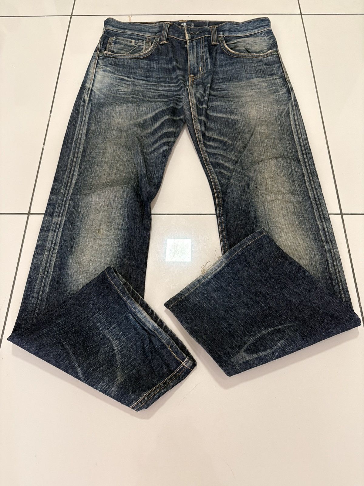 Edwin 511 RV Straight-Leg Flare Silhouette Jeans (Japan)