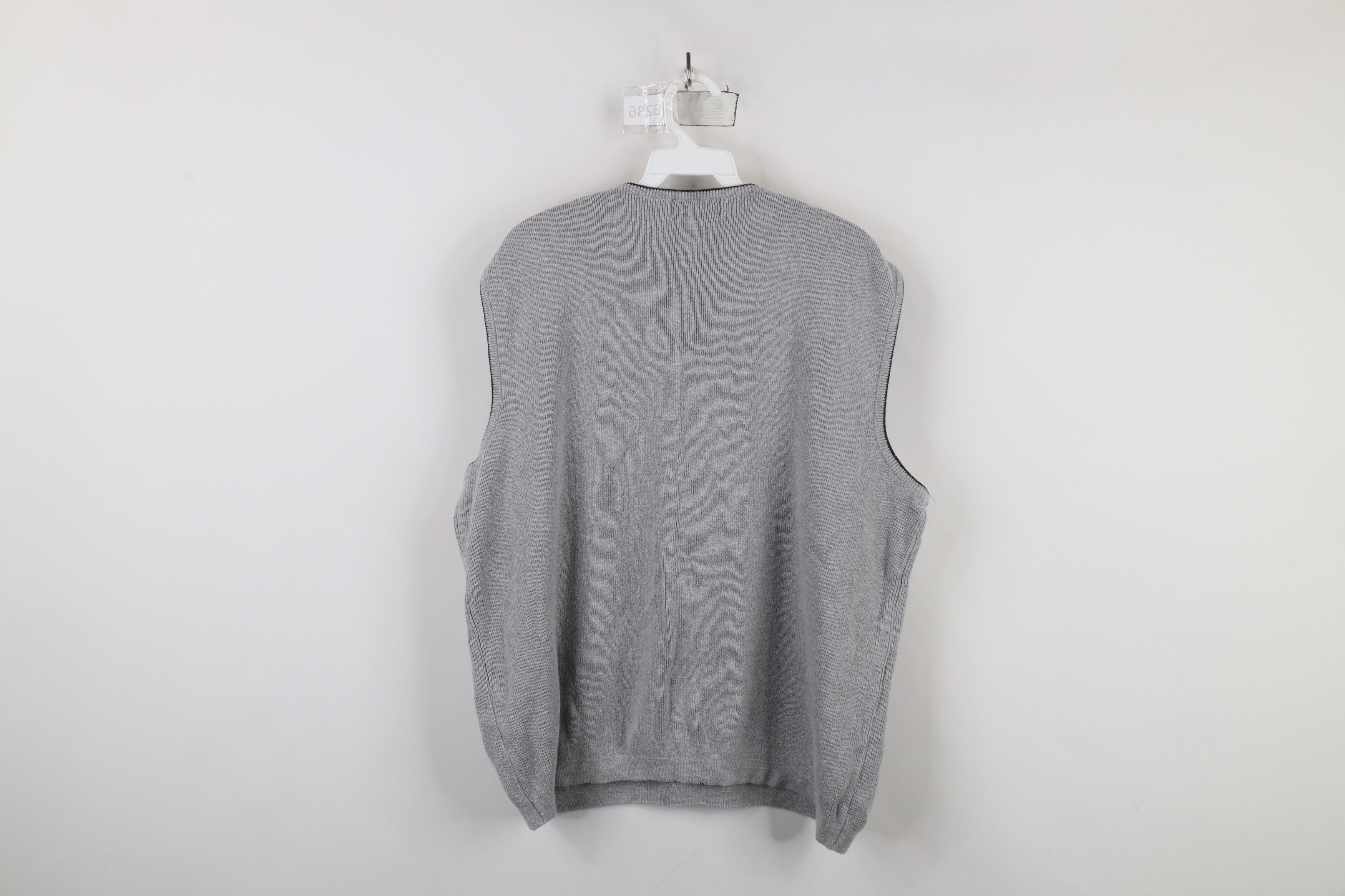 Vintage Vintage 90s Streetwear Ribbed Knit V-Neck Sweater Vest Gray Size US XL / EU 56 / 4 - 6 Thumbnail