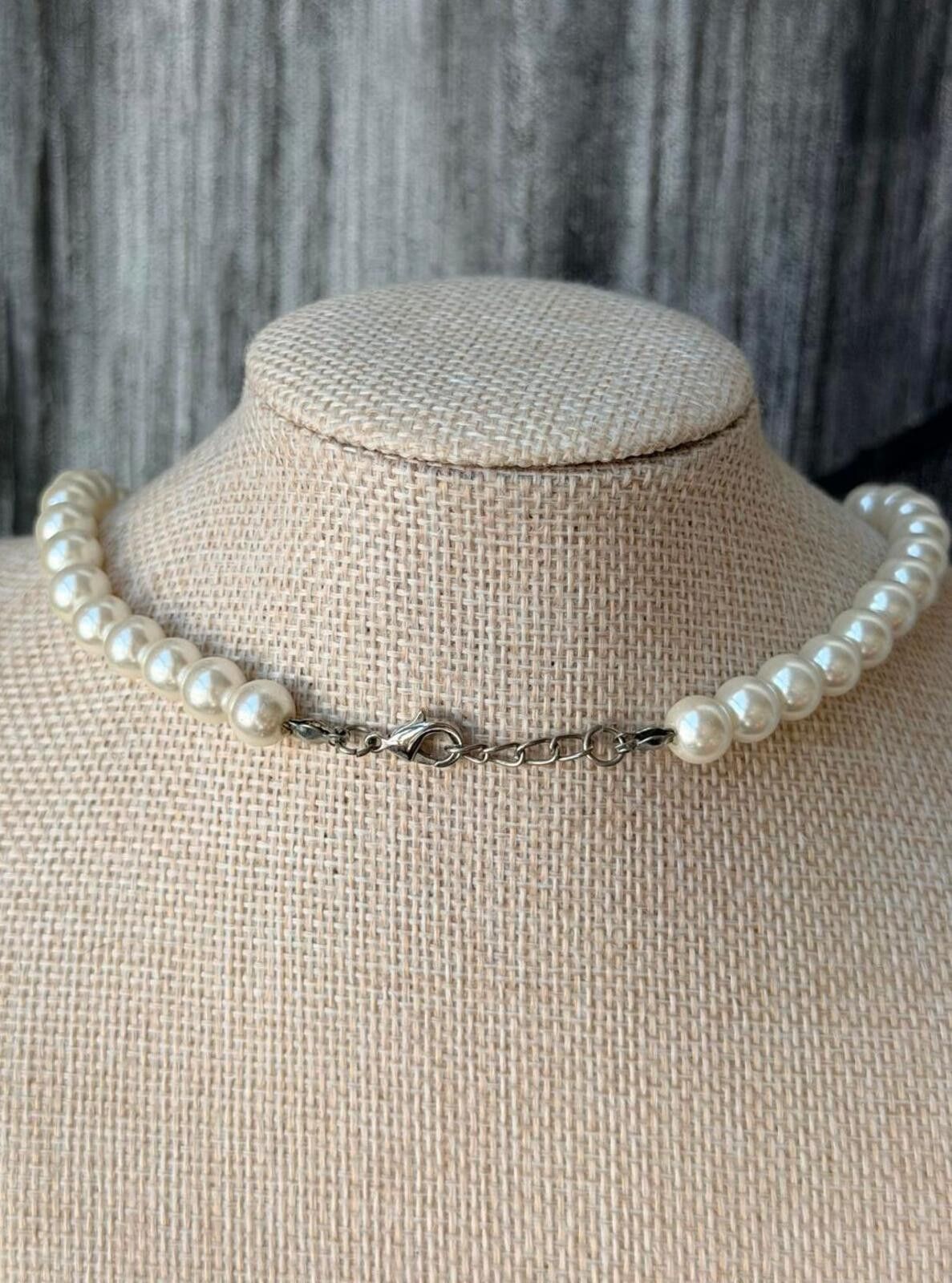 Other Vintage Glass Pearl Necklace 16” Classic Strand Size ONE SIZE - 2 Thumbnail
