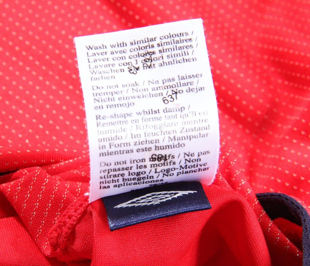 Umbro Umbro x England Vintage Soccer Football Jersey Shirt 90s XL Size US XL / EU 56 / 4 - 5 Thumbnail