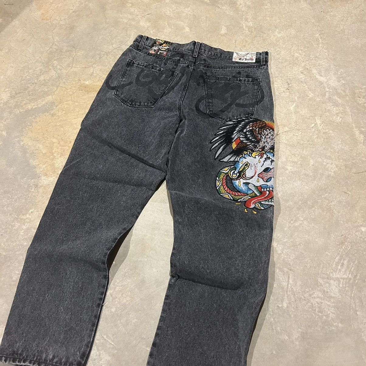 Ed Hardy × Vintage Crazy Vintage Y2K Ed Hardy Script Embroidered Baggy Jeans Size US 36 / EU 52 - 2 Thumbnail