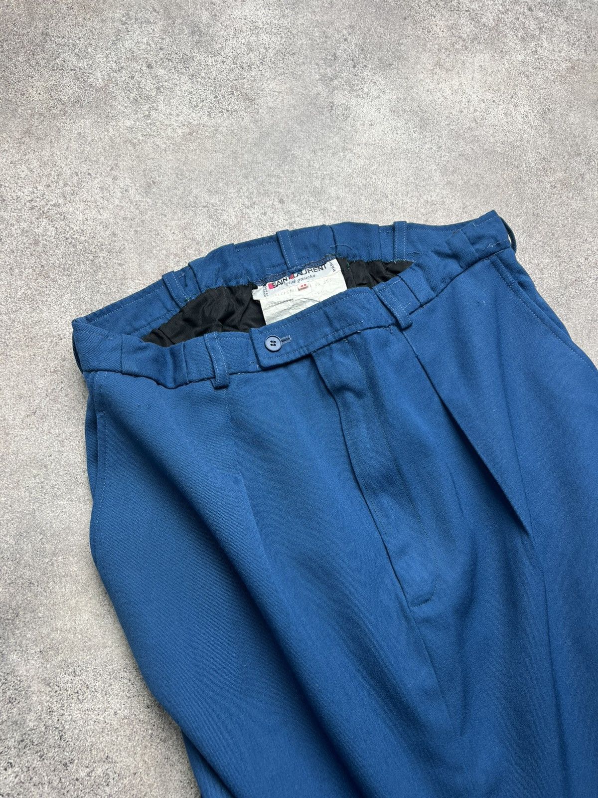 Saint Laurent Paris × Vintage × Yves Saint Laurent Saint Laurent Rive Gauche rare vintage pencil skirt Size 30" / US 8 / IT 44 - 1 Thumbnail