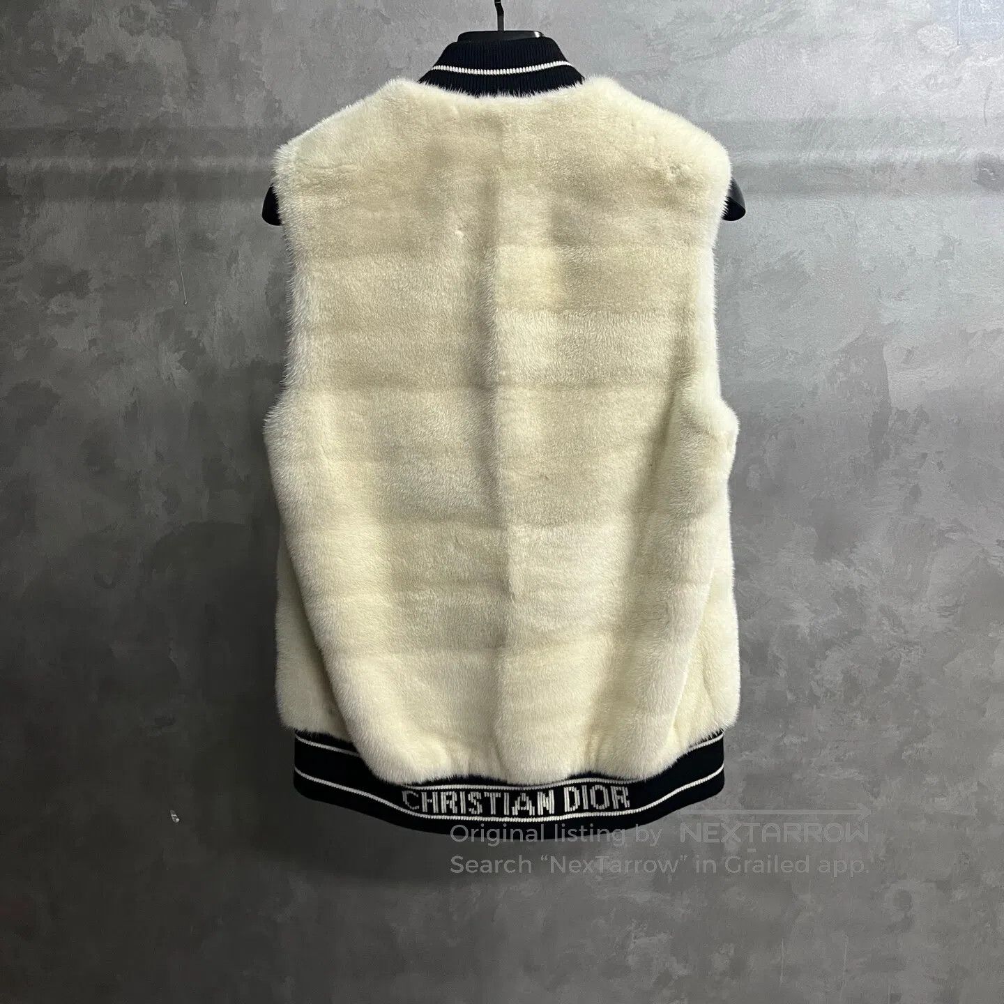 Dior Dior Mink fur sleeveless vest jacket| Size M / US 6-8 / IT 42-44 - 5 Thumbnail
