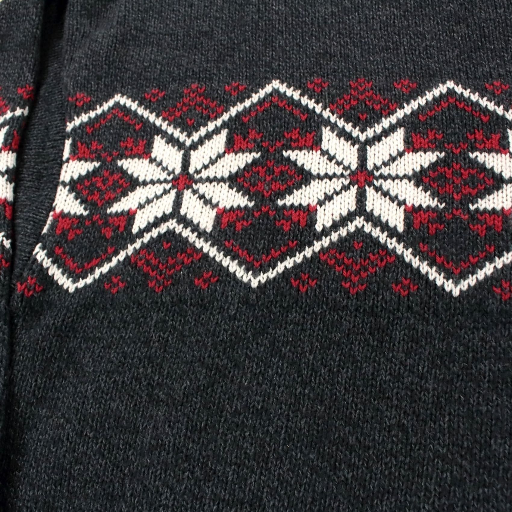 Vintage LIBERTY Sweater Men's Holiday Fair Isle Cotton Acrylic Small gray 90s USA Made Vintage Pullover Crew Neck Size US S / EU 44-46 / 1 - 3 Thumbnail