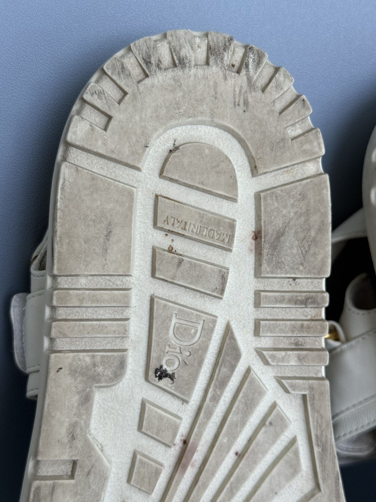 Dior Dior Dioract Sandal Ivory Lambskin Gold Logo Size US 9 / IT 39 - 16 Thumbnail
