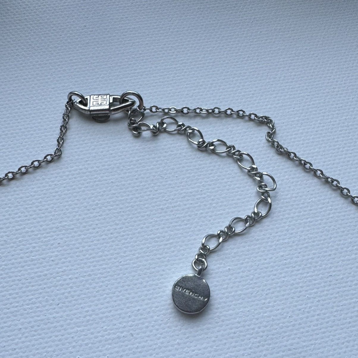 Givenchy × Vintage *RARE/VINTAGE* Givenchy Heart Necklace Size ONE SIZE - 2 Thumbnail