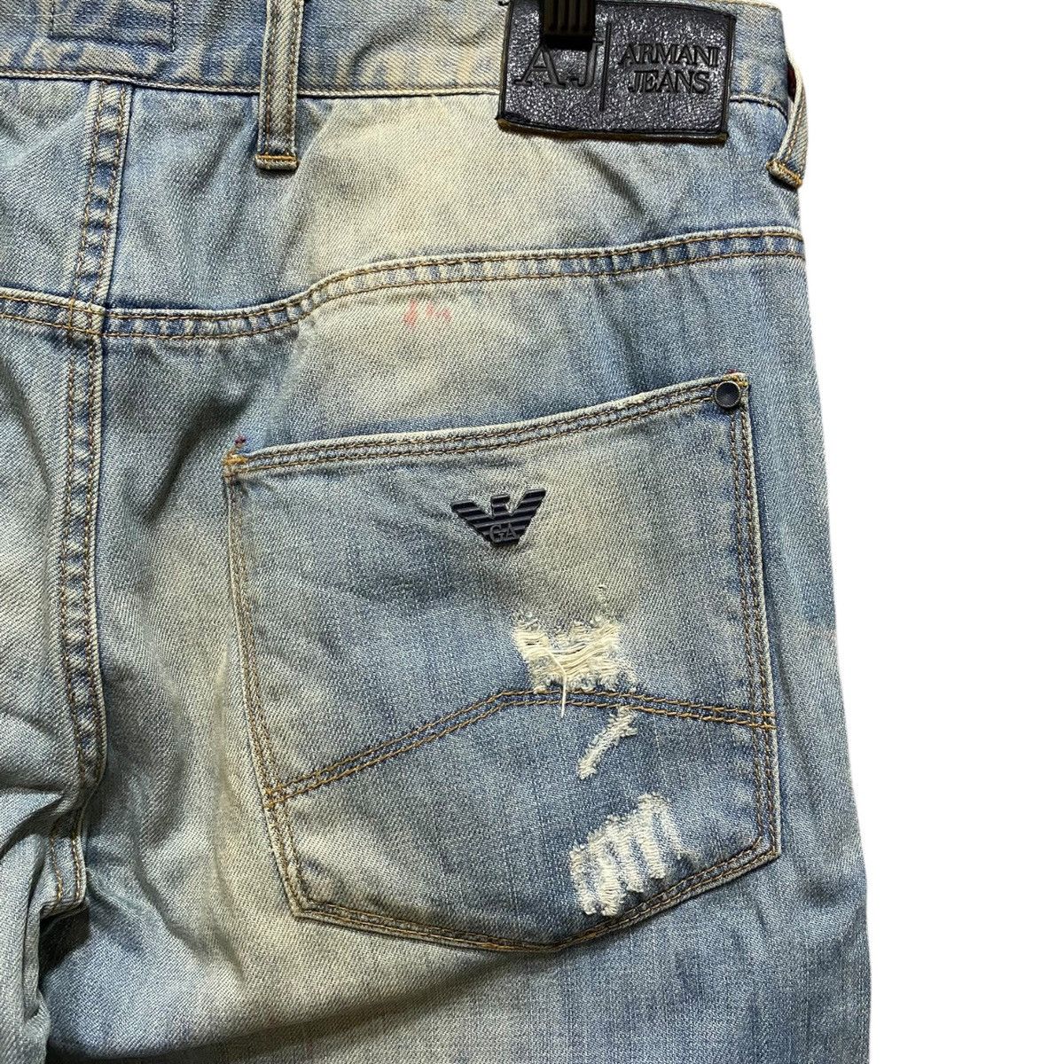 Armani Exchange Vintage AJ Armani Jeans Distressed Design Size 33 Size US 33 - 9 Thumbnail