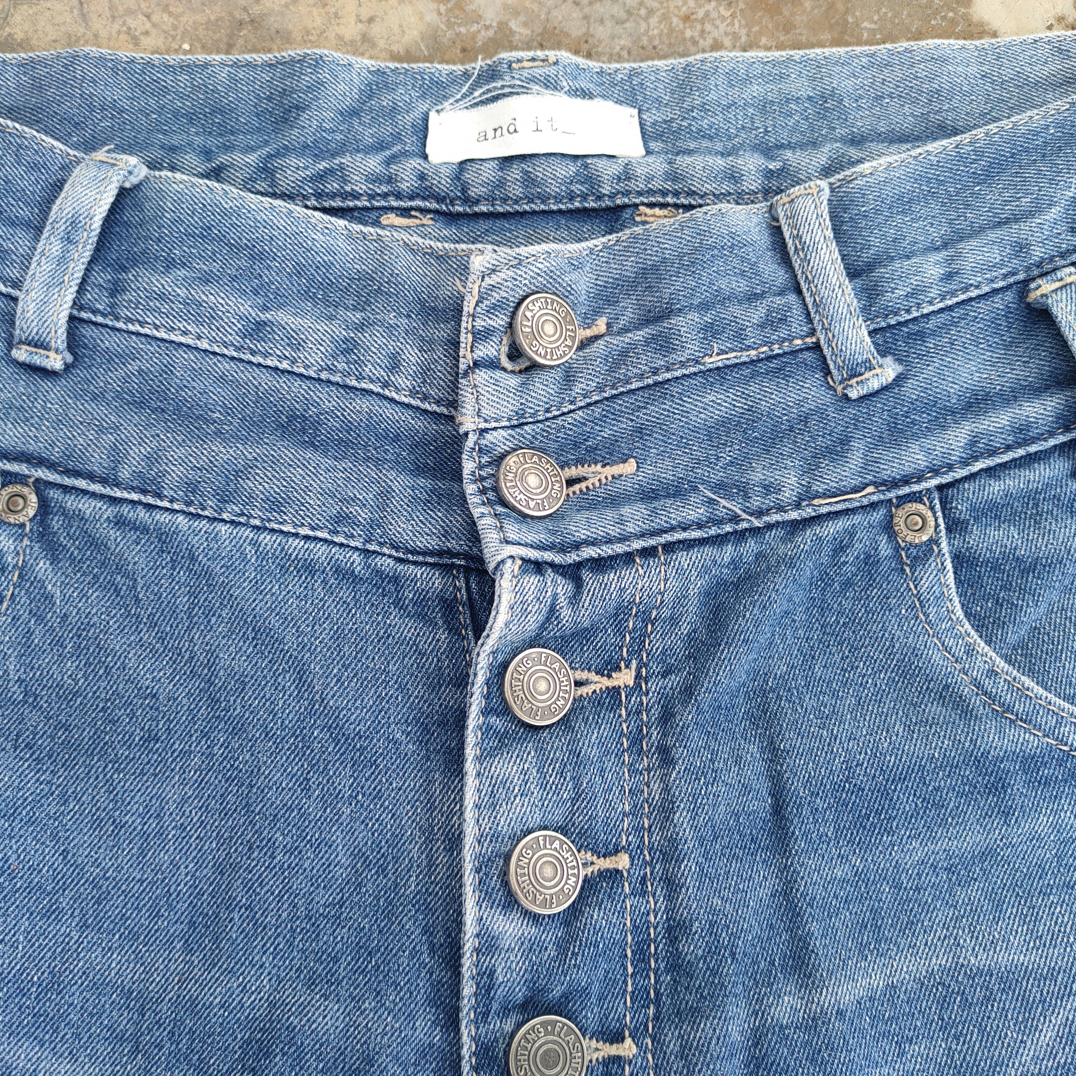 Japanese Brand × Jean × Seditionaries VINTAGE AND IT FLY BUTTON FADED JEANS DENIM PANTS Size US 36 / EU 52 - 5 Thumbnail