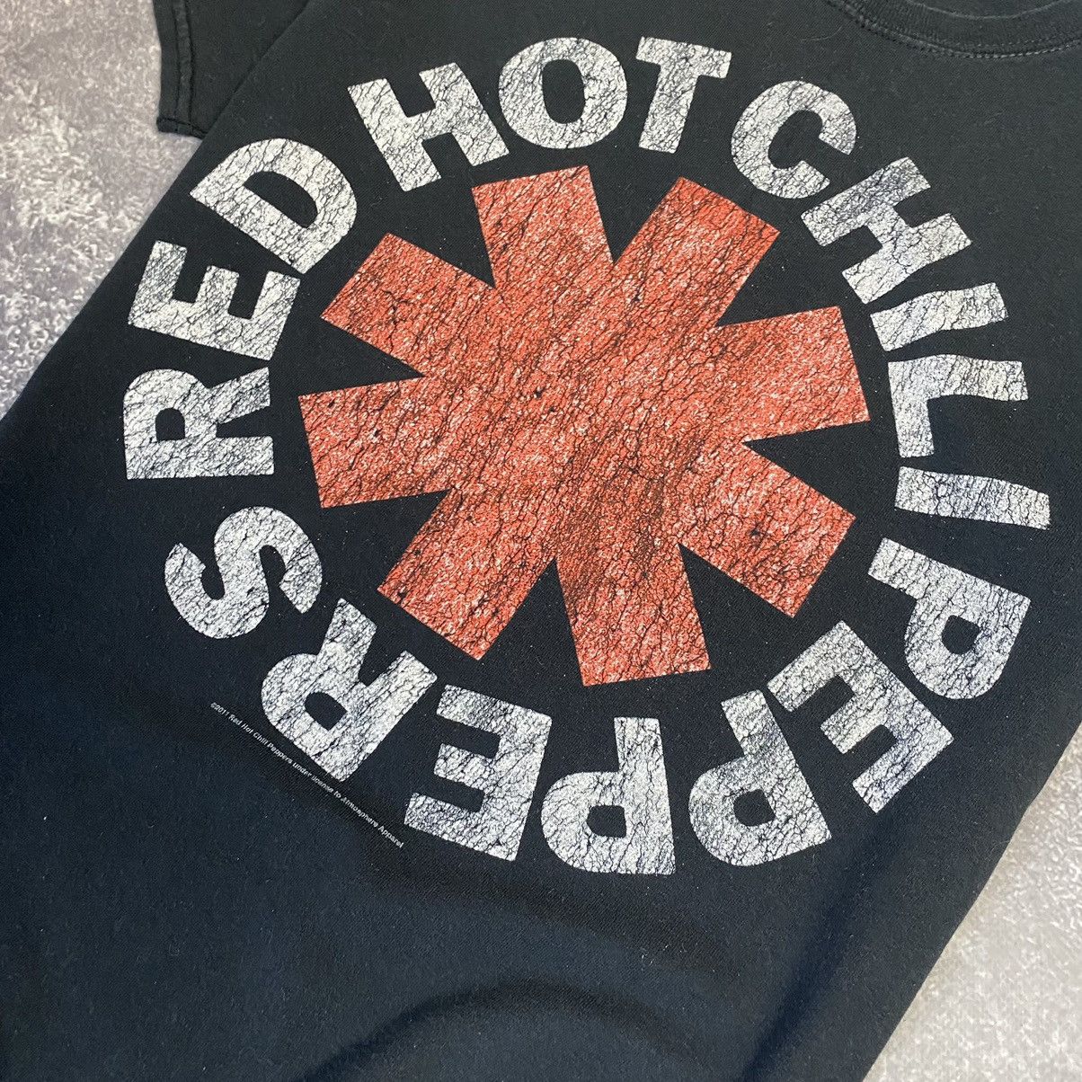 Band Tees Vintage Red Hot Chillipeppers 2011 Big Logo rock band tee Size US S / EU 44-46 / 1 - 4 Thumbnail