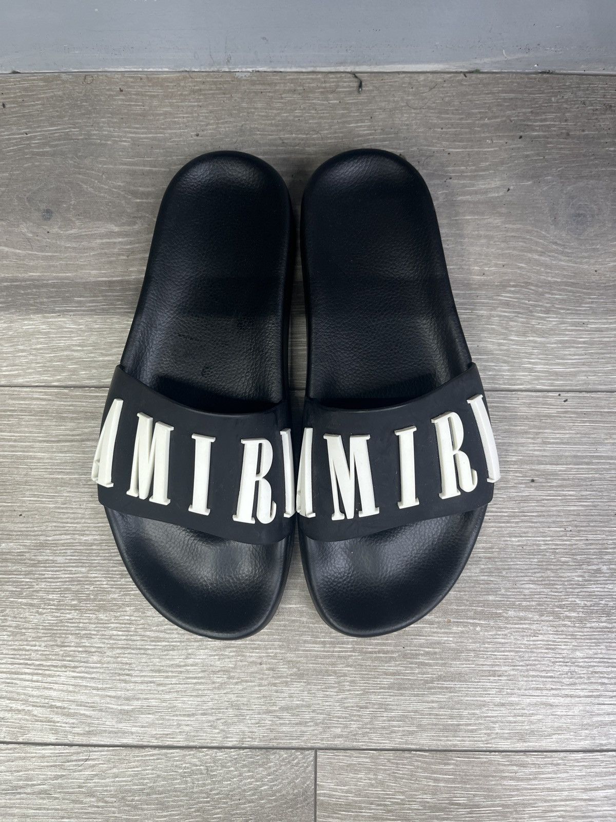Amiri Amiri Logo Pool Slides Size US 6 / EU 39 - 2 Thumbnail