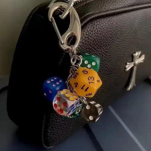 VIBE Streetwear Dice Key Chain Carabiner Bag Jeans Decoration Size ONE SIZE - 6 Thumbnail
