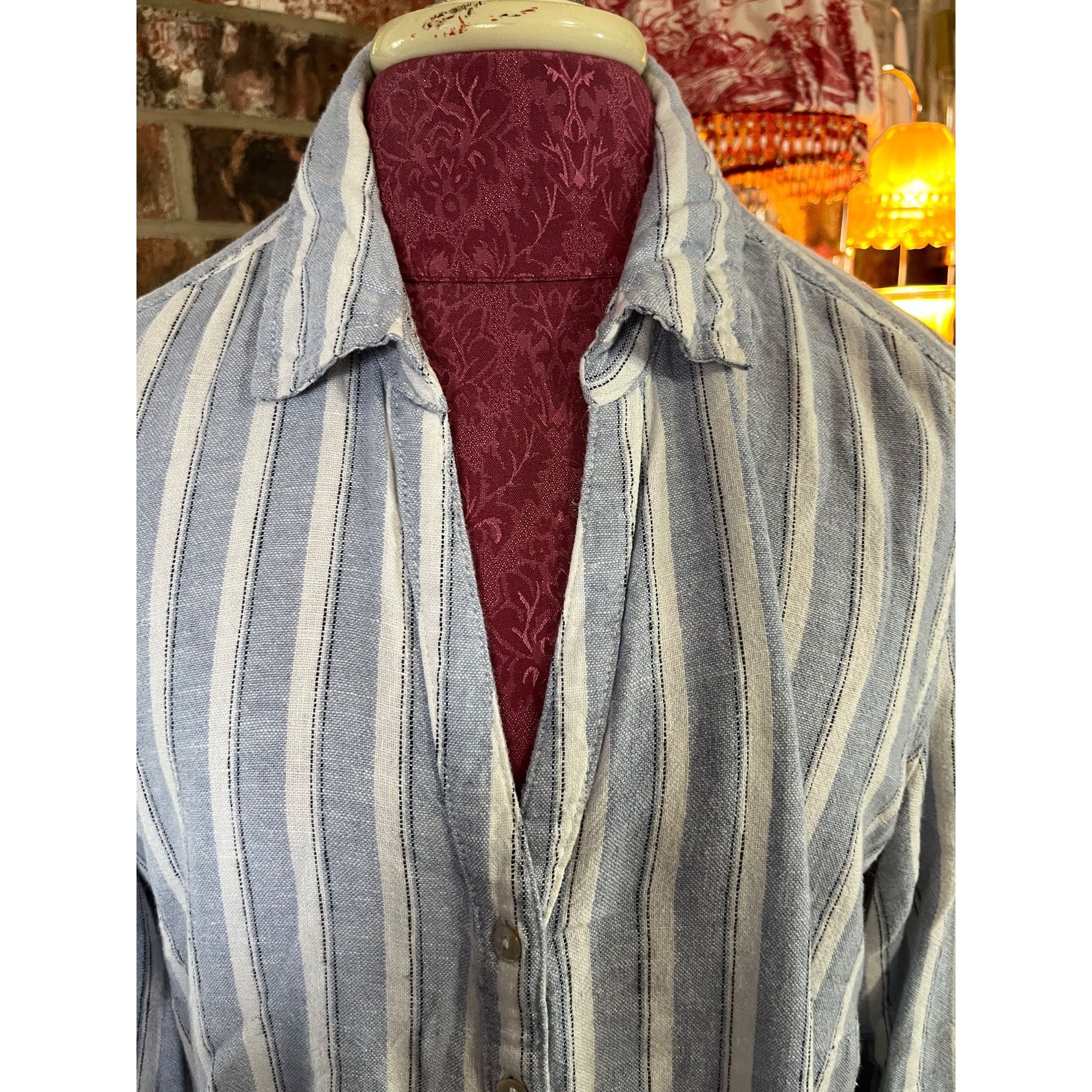 Nicole Miller Nicole Miller Womens Striped Button-Up Shirt 1X Lightweight Size XL / US 12-14 / IT 48-50 - 2 Thumbnail
