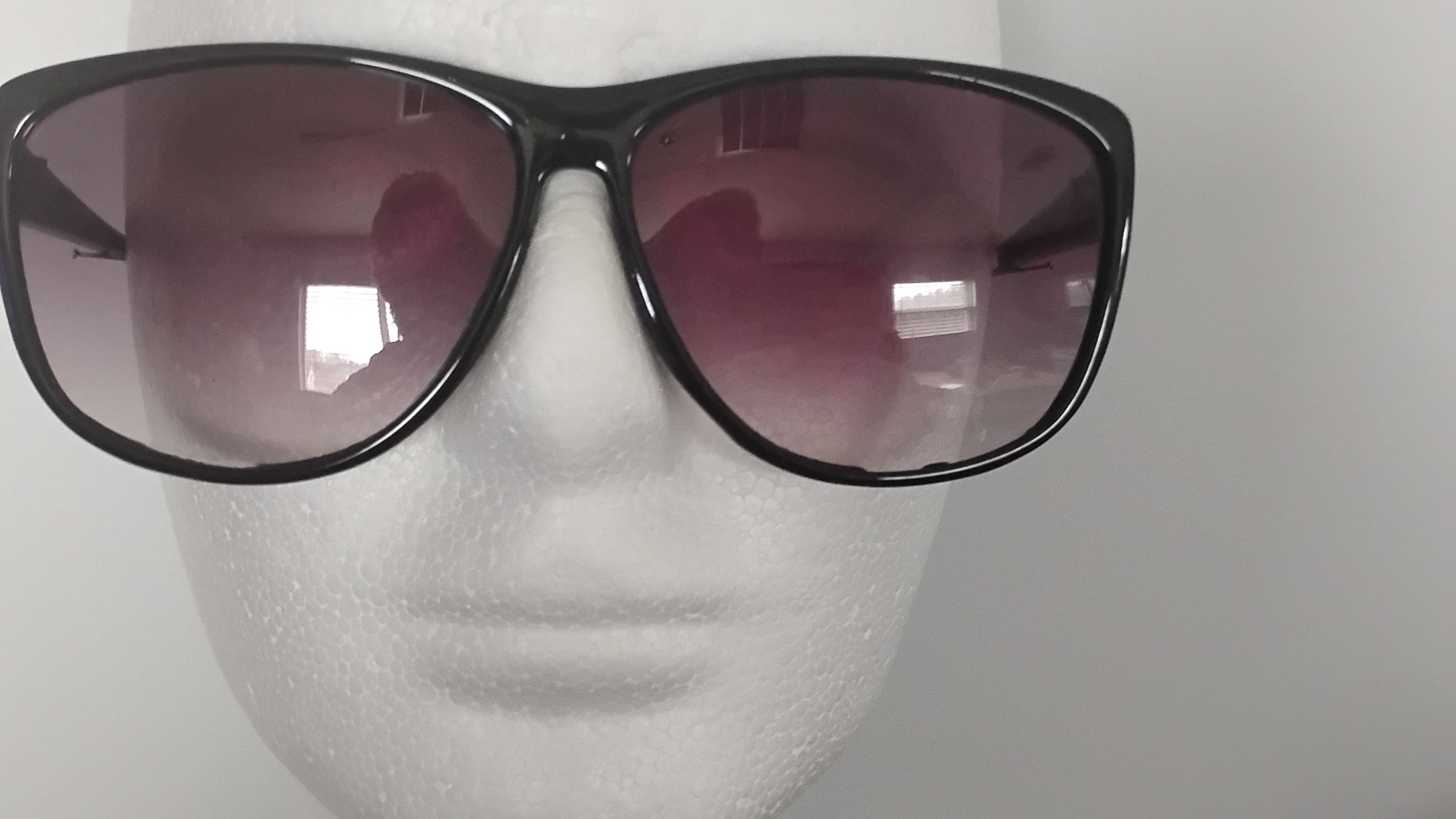 Other Vintage Morgan Taylor black Sunglasses NIS Italy Size ONE SIZE - 7 Thumbnail