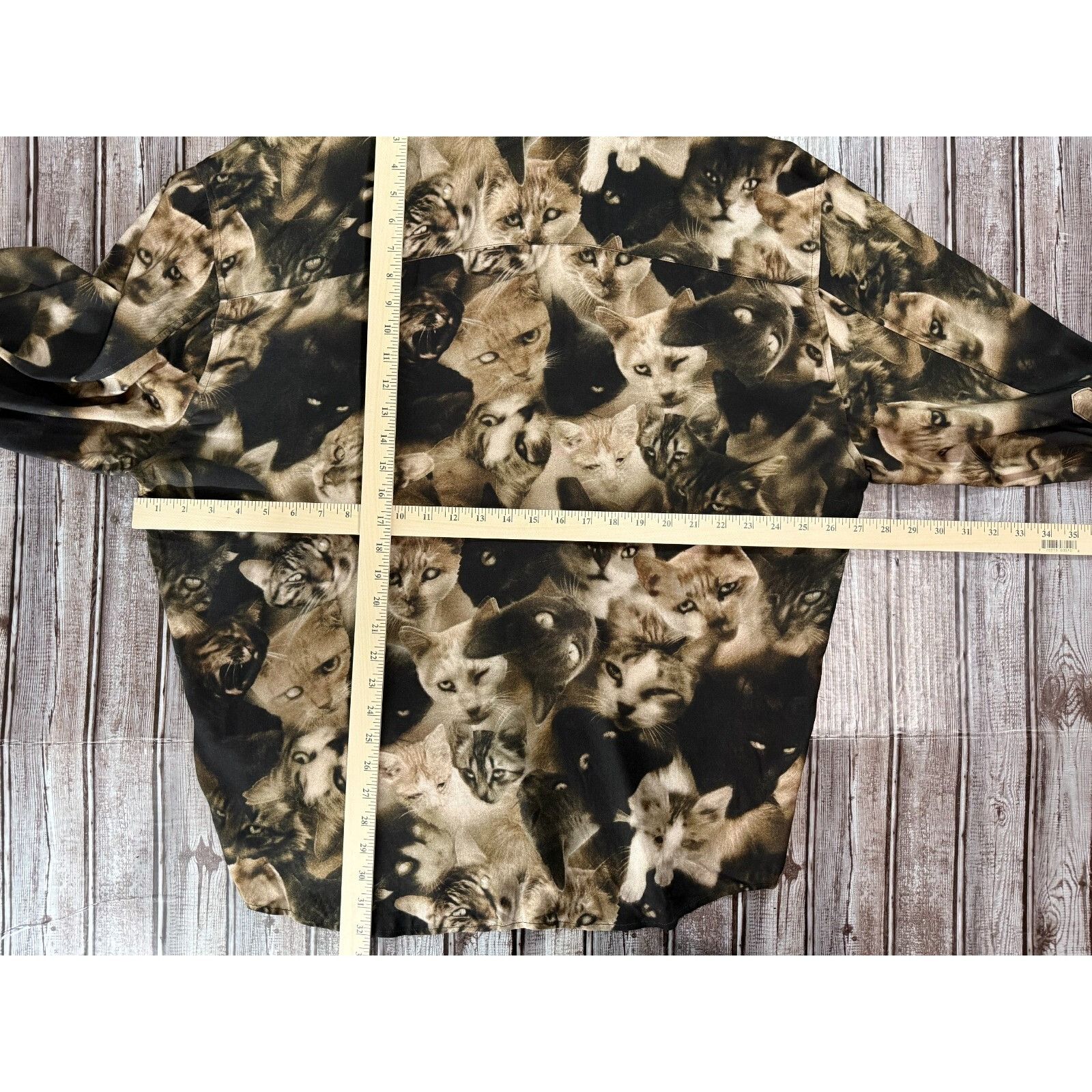 Magliano Magliano Graphic pattern printed throughout Twisted Shirt sz Size US L / EU 52-54 / 3 - 6 Thumbnail