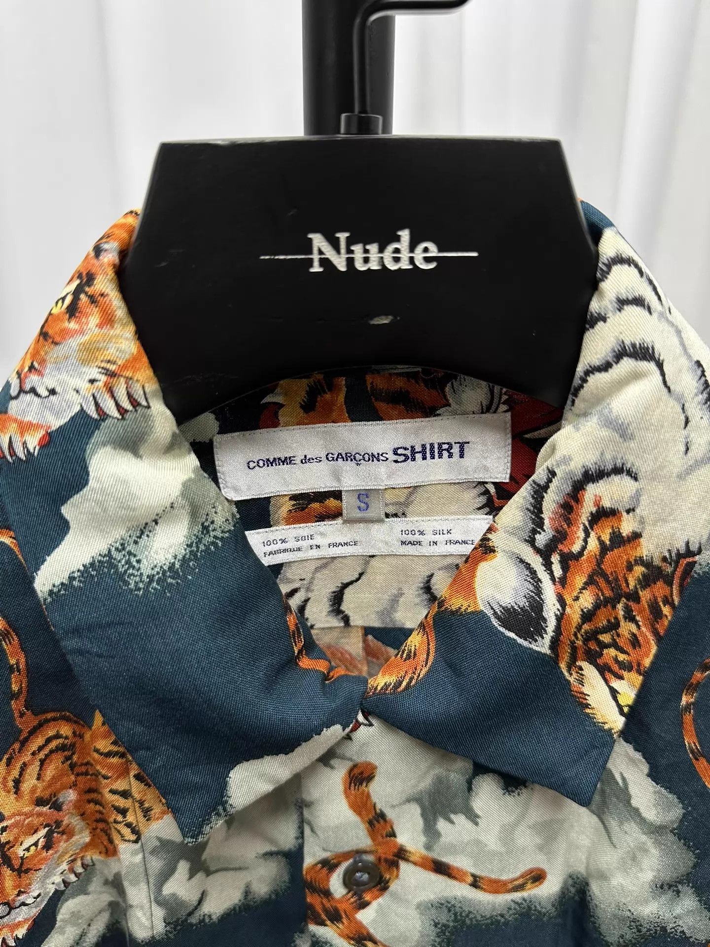 Comme des Garcons SHIRT Comme des Garçons SHIRT 99aw Silk 100 Tigers Shirt S Size US S / EU 44-46 / 1 - 7 Thumbnail