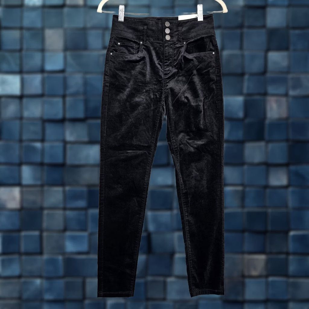 Ann Taylor Ann Taylor Pants Petite Size 0 Black Velvet The Skinny High Rise NEW Size 25" / US 0 / IT 36 - 1 Thumbnail