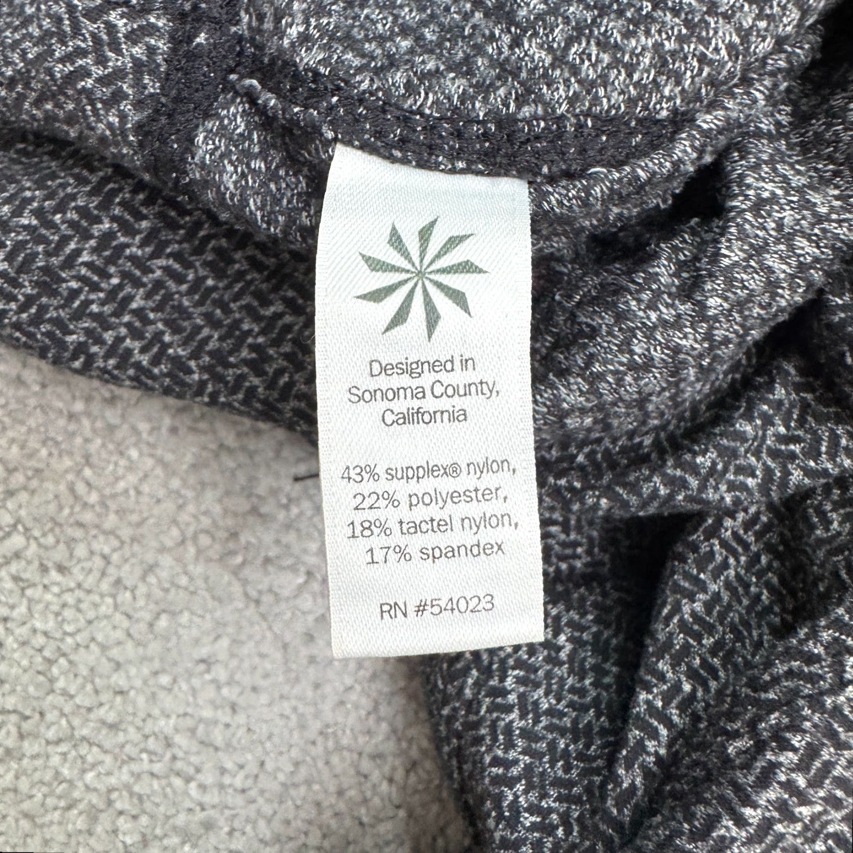 Athleta Athleta Leggings Womens Small Black Gray High Rise Activewear Straight From Original Title Size 28" / US 6 / IT 42 - 7 Thumbnail