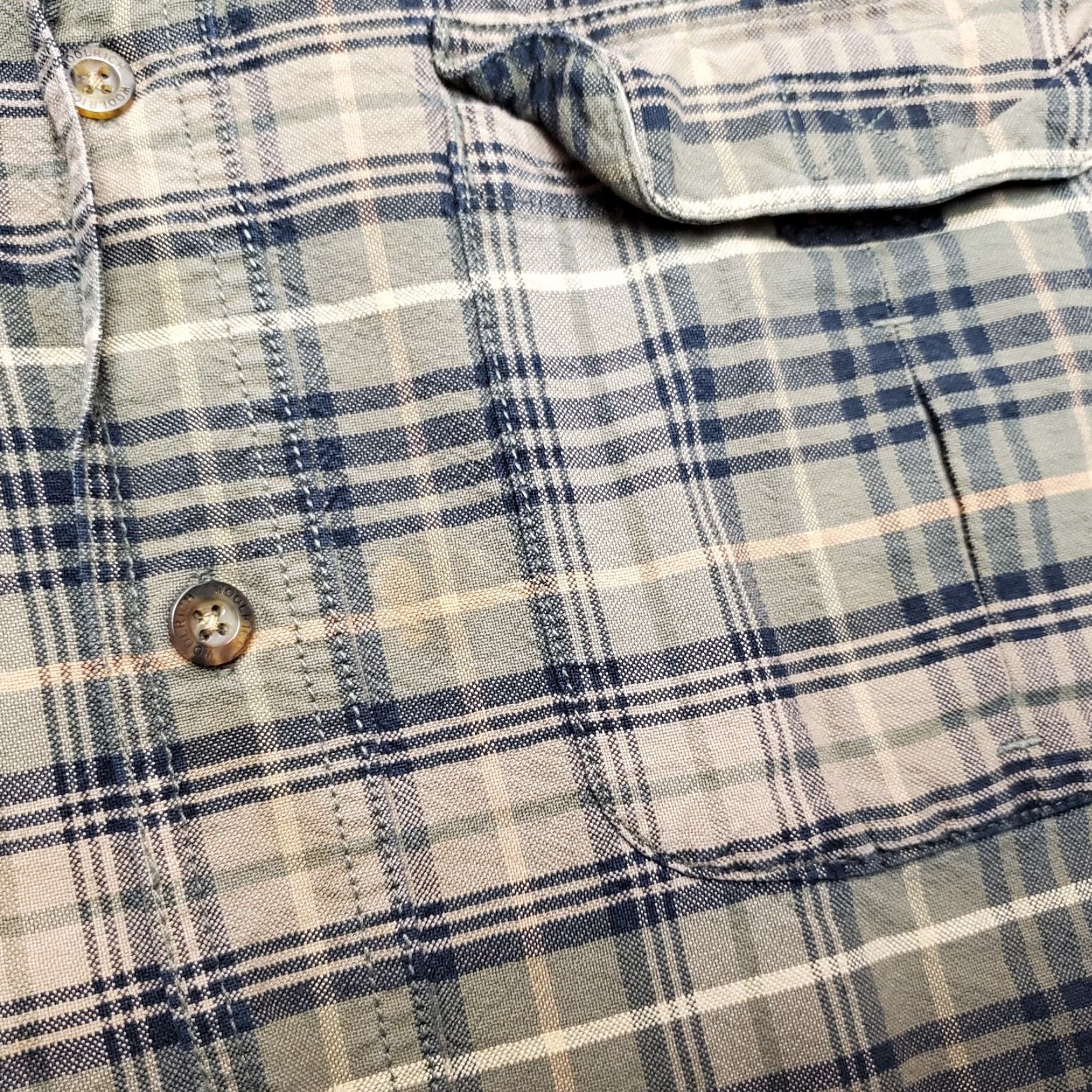 Vintage VINTAGE Woolrich Shirt Mens Large Olive Plaid Long Sleeve 100% Cotton Outdoor Cabin Camp Shirts Mens Large Olive Plaid Long Sleeve Cotton Outdoor Camp Size US L / EU 52-54 / 3 - 5 Thumbnail