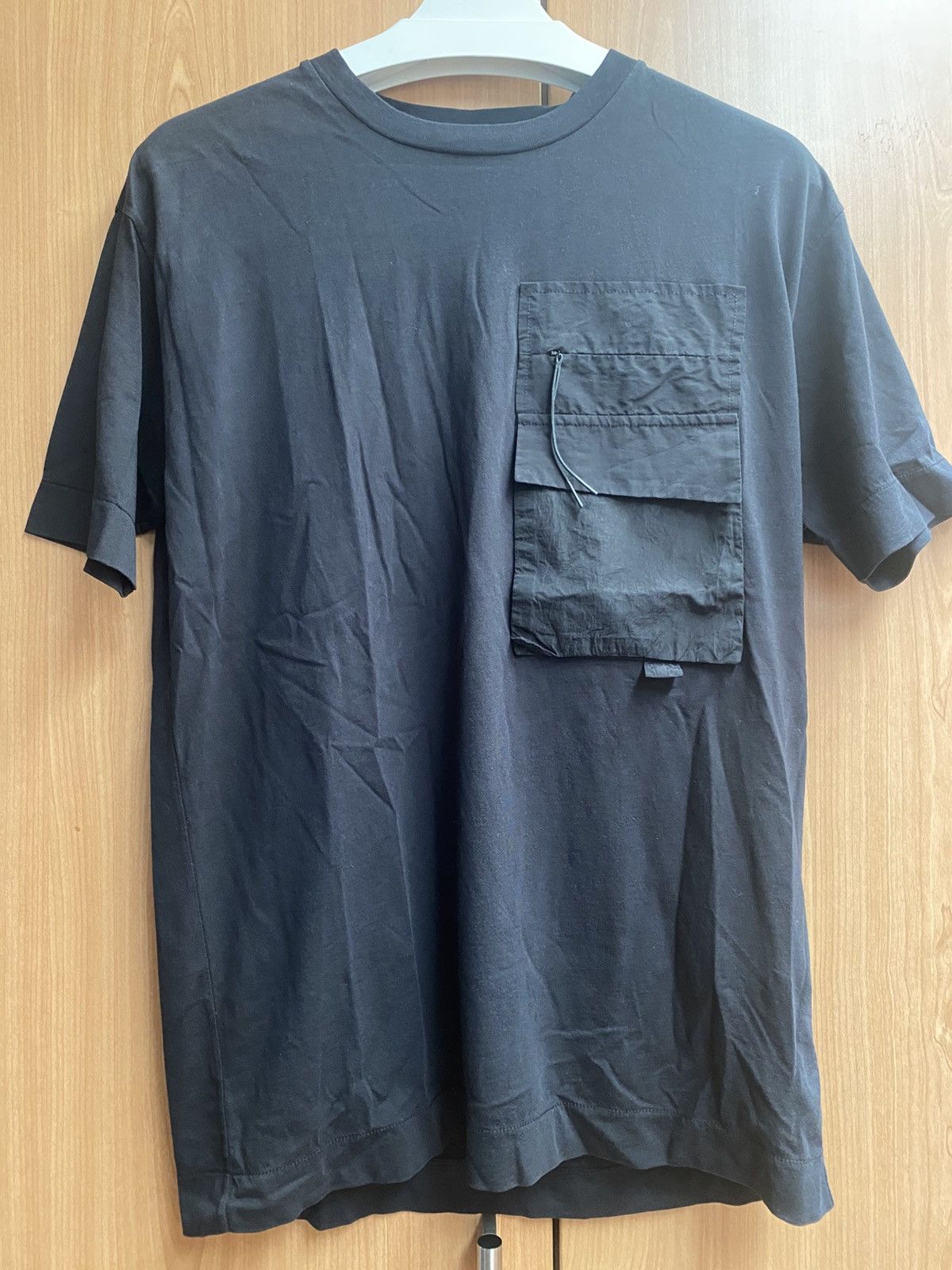 1017 ALYX 9SM 1017 ALYX 9SM Multi Pocket Made in Italy Size US S / EU 44-46 / 1 - 1 Thumbnail