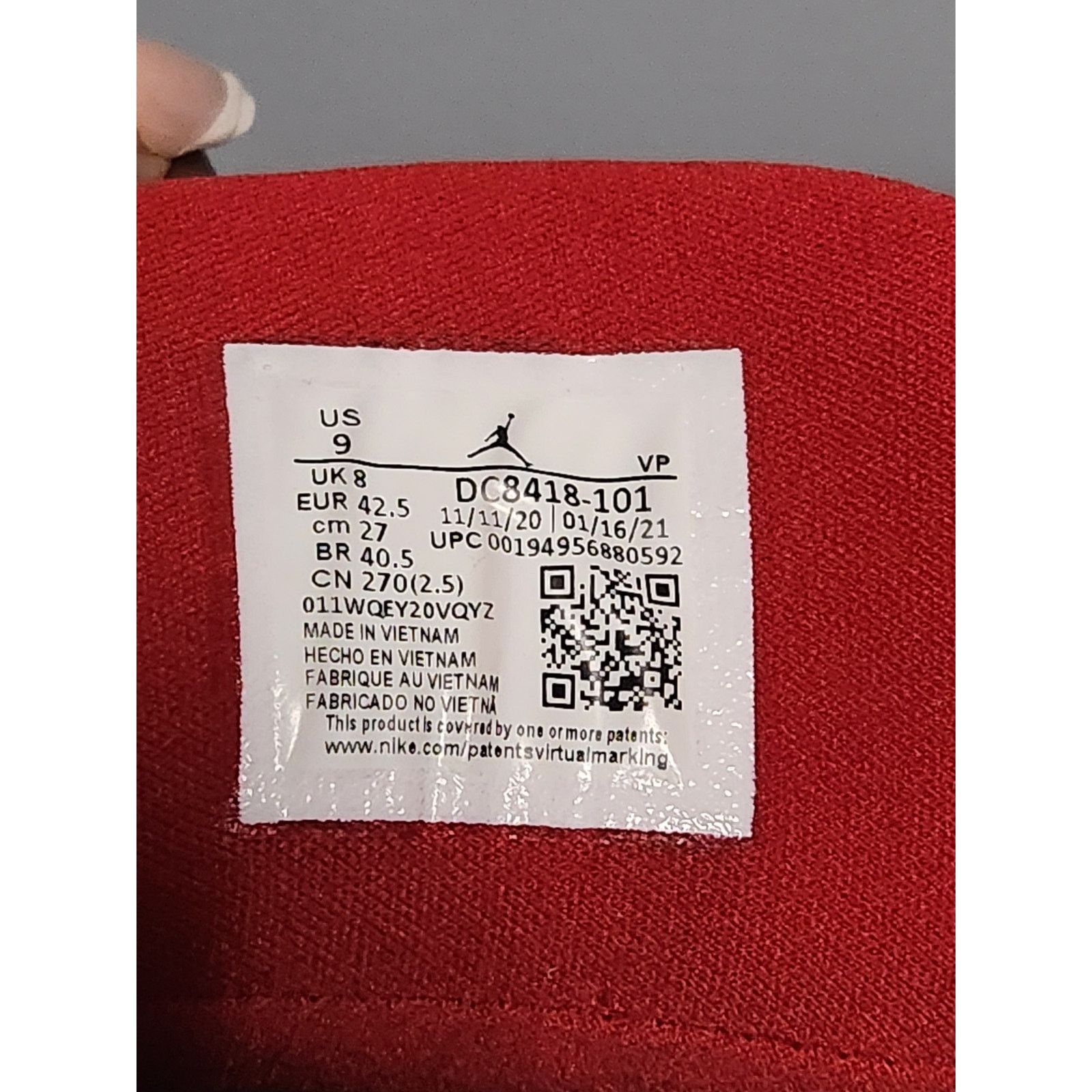 Jordan Brand NWOT Men's Jordan Pro Strong Chicago DC8418-101 Size 9 Size US 9 / EU 42 - 6 Thumbnail