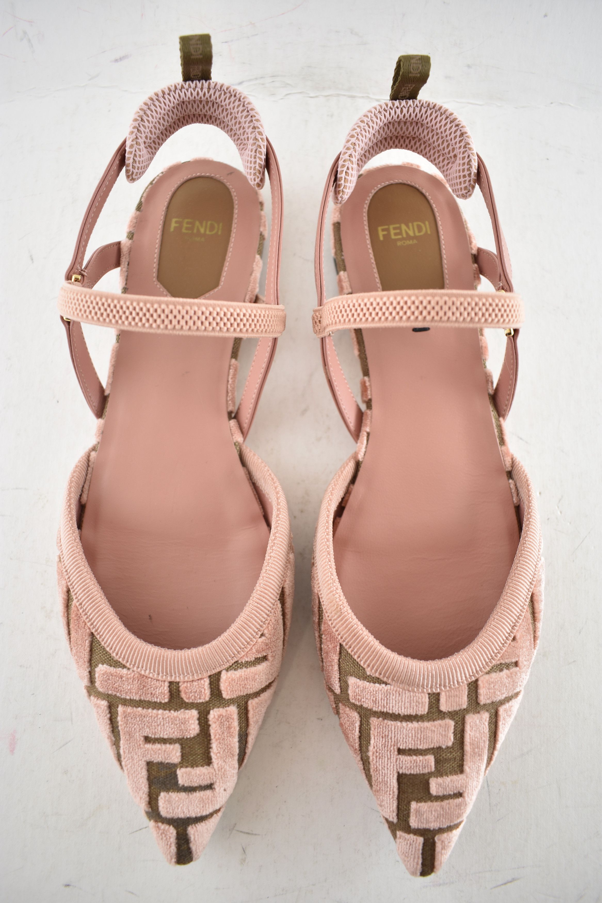 Fendi Fendi Colibri Lite Beige Velvet FF Logo Slingback Flat 37.5 Size US 7.5 / IT 37.5 - 11 Thumbnail