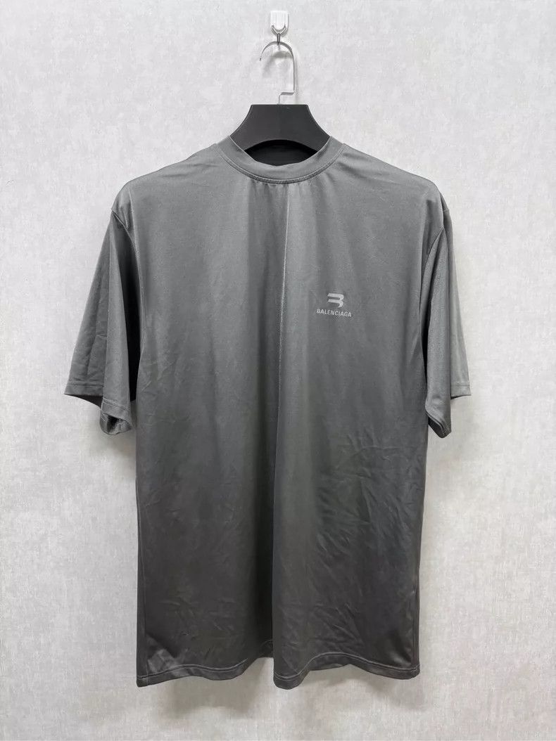 Balenciaga Balenciaga Sporty B Sport Silver Grey Short Sleeve M Size Size US M / EU 48-50 / 2 - 1 Thumbnail
