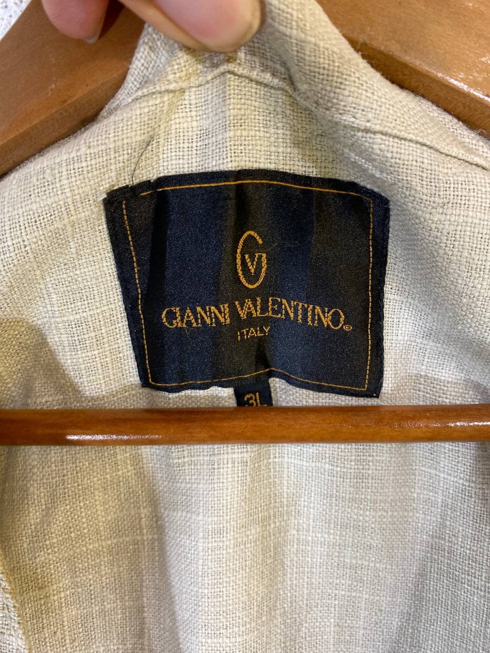 Gianni Valentino vintage gianni valentino vest sleeveless nice design Size US L / EU 52-54 / 3 - 3 Thumbnail