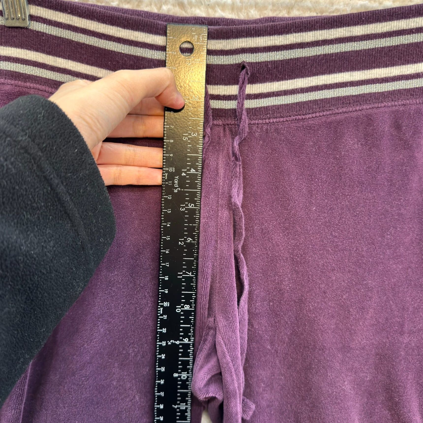 Victoria's Secret VINTAGE Victoria's Secret Tracksuit Y2K Velour Set M Medium Petite Short Purple Hoodie Jacket Pants Womens Size 32" / US 10 / IT 46 - 7 Thumbnail