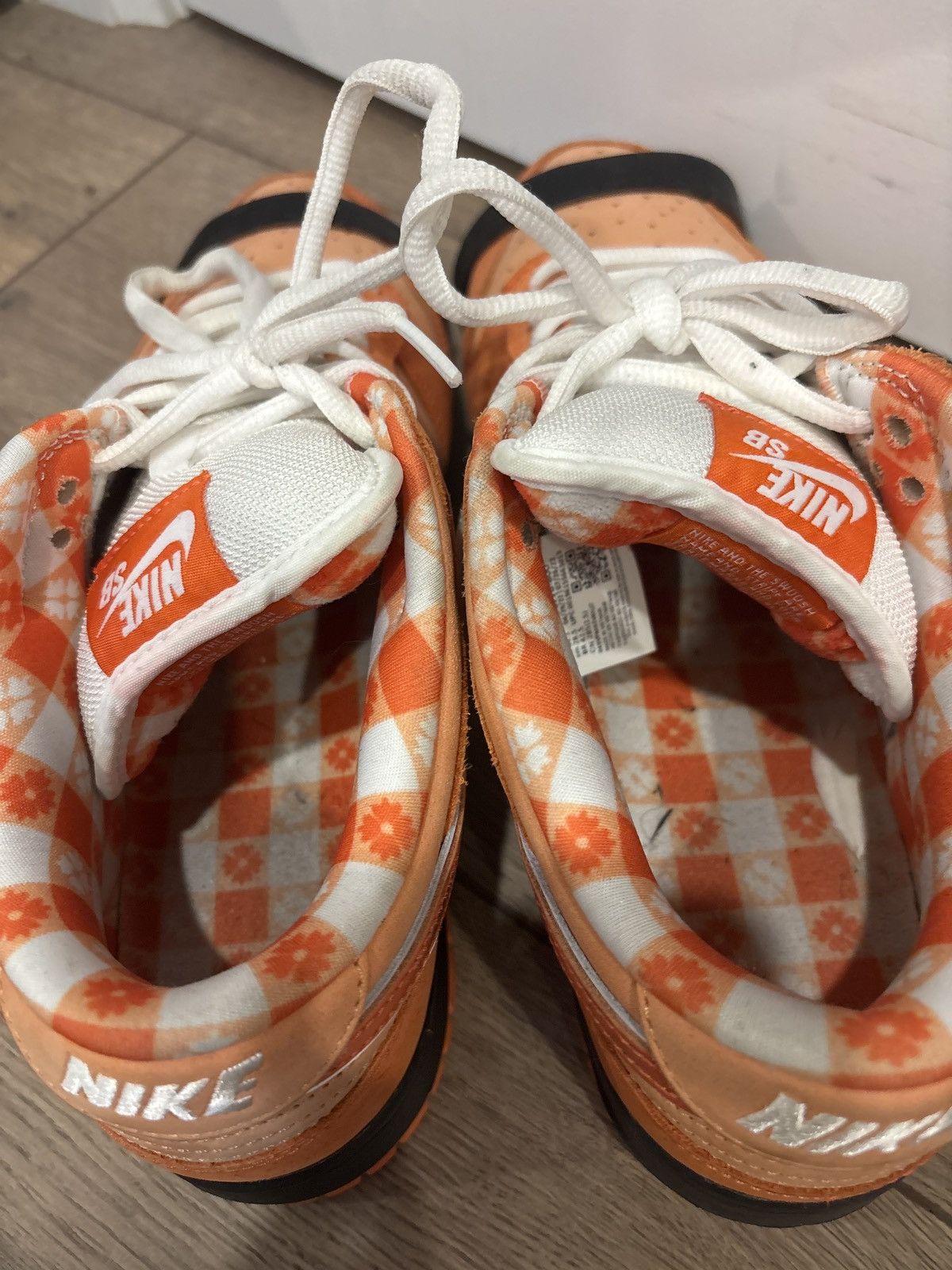 Nike SB Nike SB dunk low “Orange Lobster” SPECIAL BOX Size US 10.5 / EU 43-44 - 9 Thumbnail