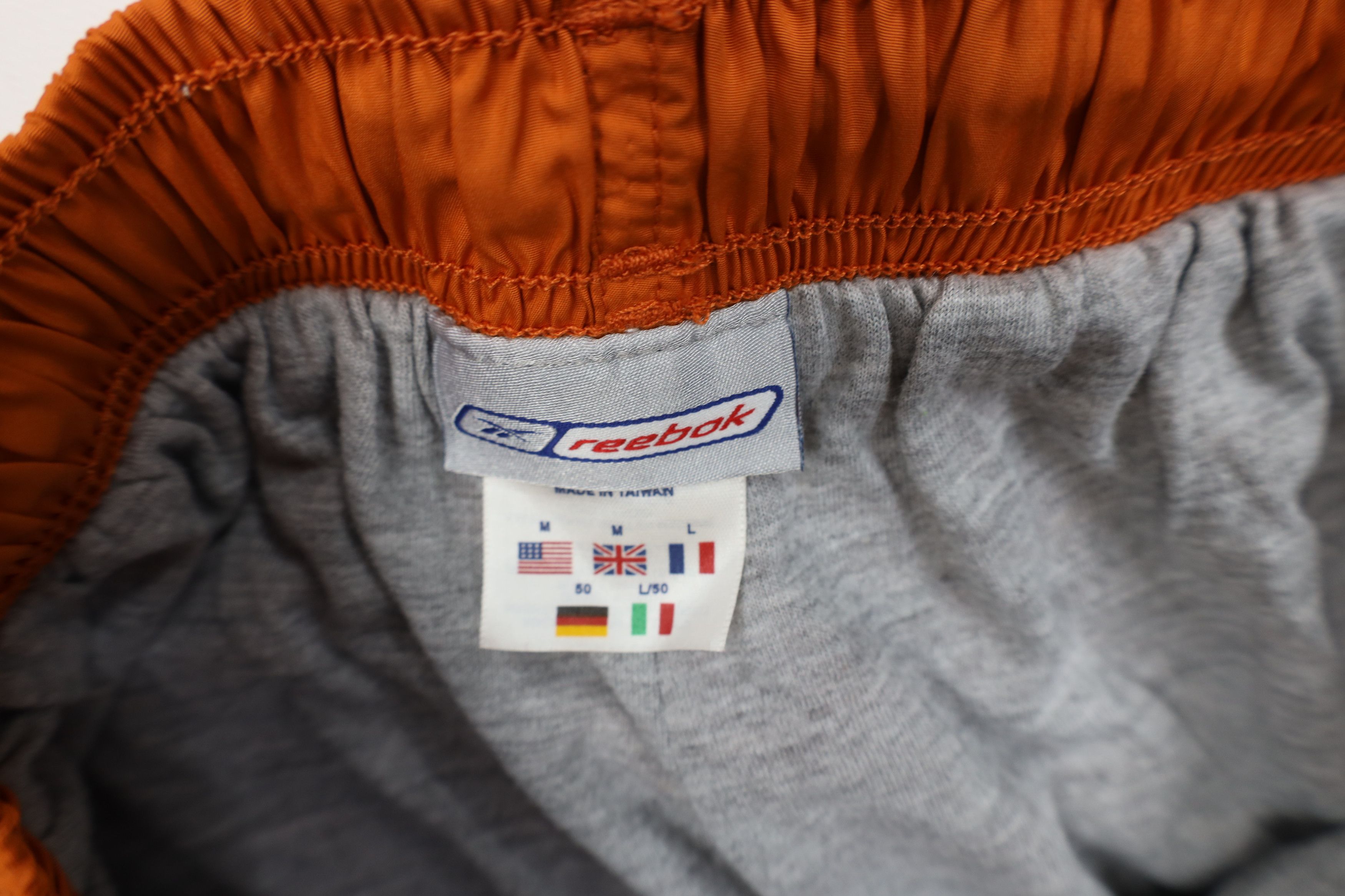 Reebok Vintage 90s Reebok Spell Out Lined Windbreaker Shorts Orange Size US 32 / EU 48 - 8 Thumbnail