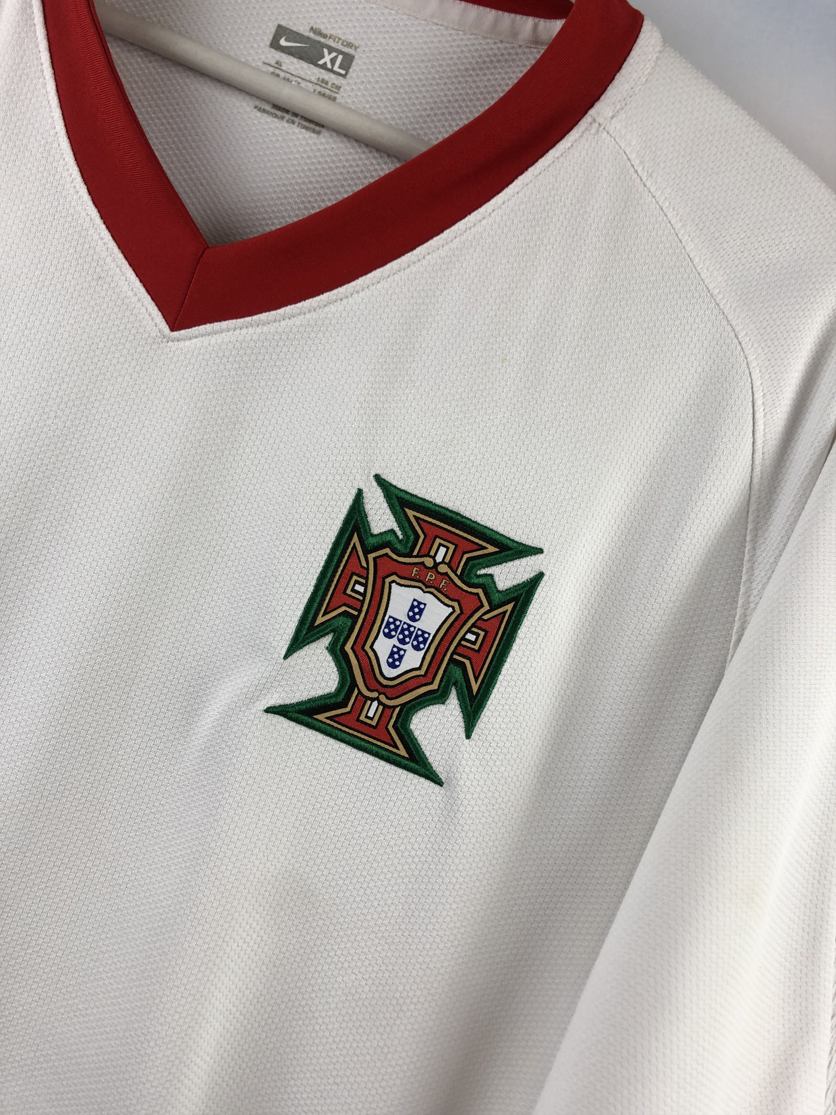 Nike Portugal football shirt Soccer Nike Jersey Trikot Tee Hype Size US XL / EU 56 / 4 - 5 Thumbnail