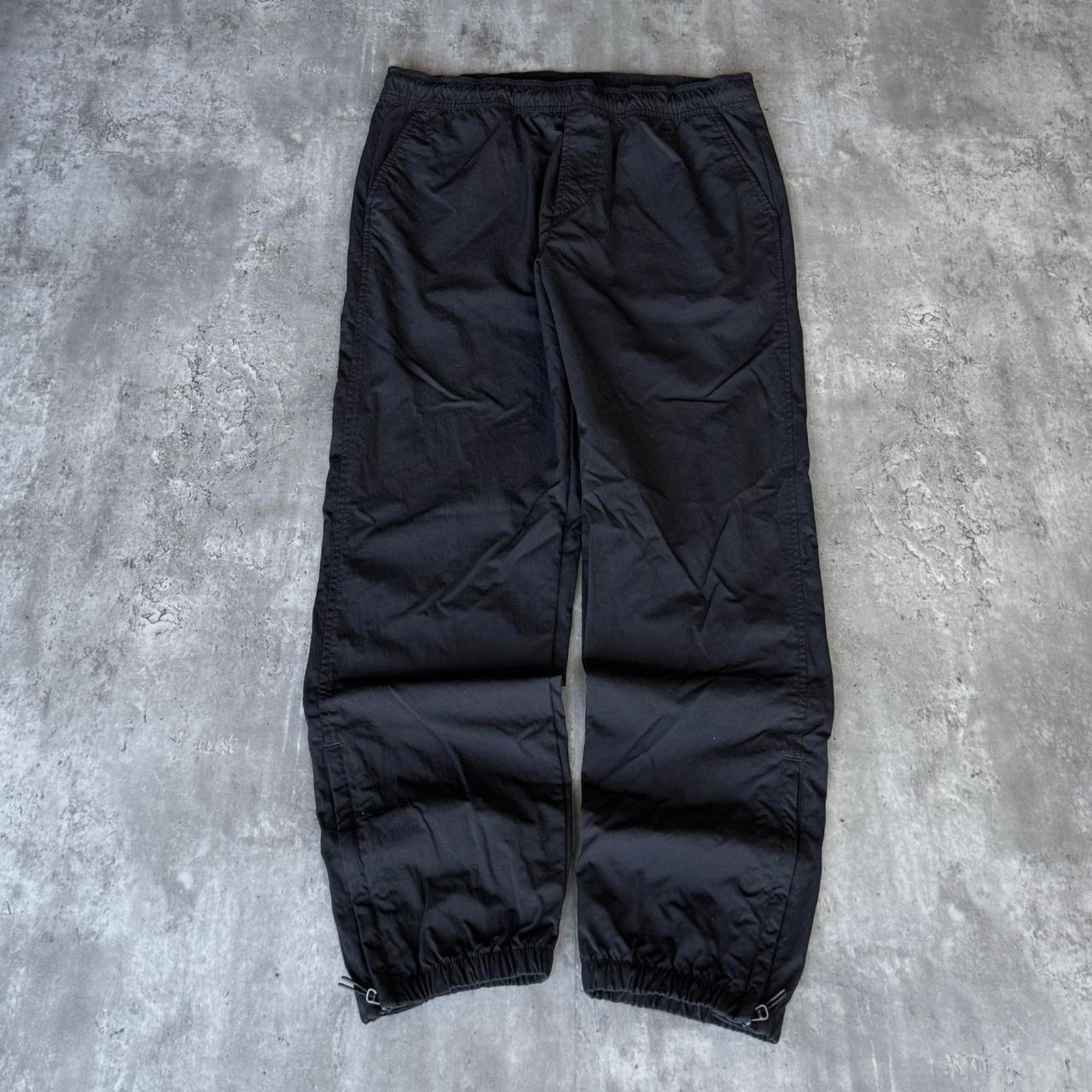 Calvin Klein × Japanese Brand × Vintage Vintage Y2K Calvin Klein Baggy Grunge Opium Tech Sweatpants Size US 36 / EU 52 - 1 Thumbnail