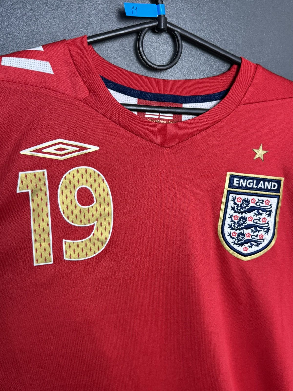 Umbro England National Team 06/08 Away Lennon Football Jersey Size US XL / EU 56 / 4 - 4 Thumbnail