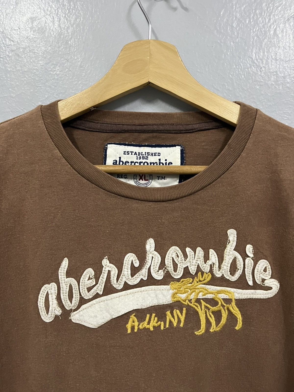 Abercrombie & Fitch Abercrombie & Fitch Single stich Tee Size US XL / EU 56 / 4 - 2 Thumbnail