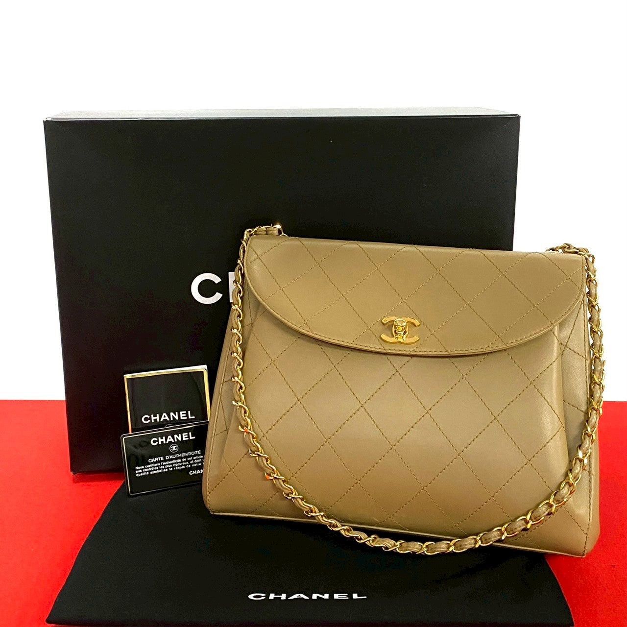 Chanel Chanel Shoulder Bag Neutrals Leather Size ONE SIZE - 1 Thumbnail