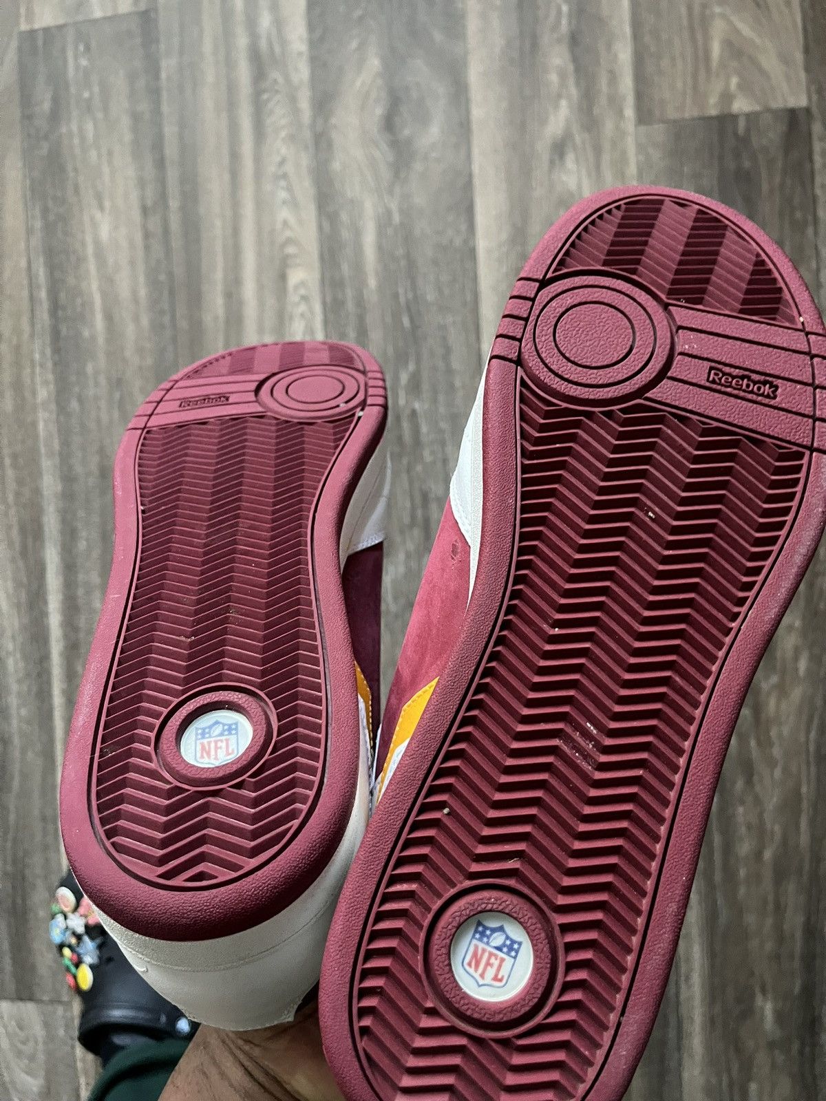 Reebok Reebok RB 507 NFL Washington Redskins Men's Sneakers Size US 11 / EU 44 - 7 Thumbnail