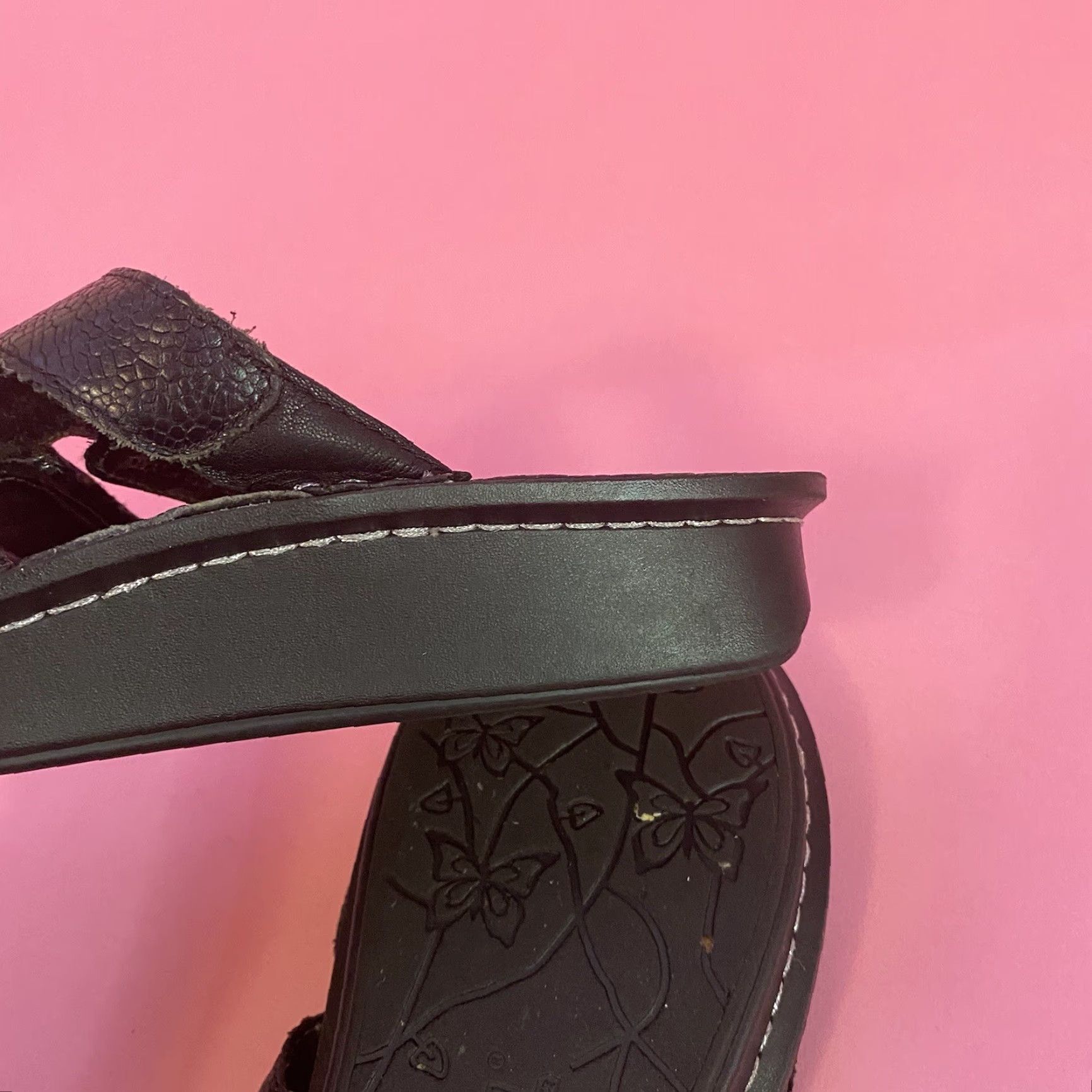 Vintage Alegria Vita PG Lite Black Leather Slip On Sandals Butterfly Sz 37 EUR 6.5 US Womens Strap Sandal Comfort Flat Slip On Pattern: Solid Size US 5 / IT 35 - 7 Thumbnail