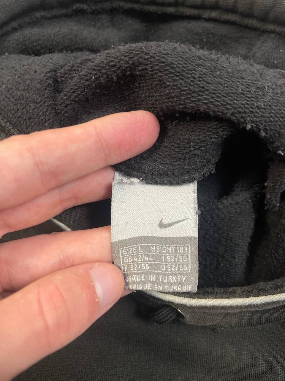 Nike Vintage 00s Nike Center Swoosh Distressed Hoodie Y2K Size US L / EU 52-54 / 3 - 8 Thumbnail