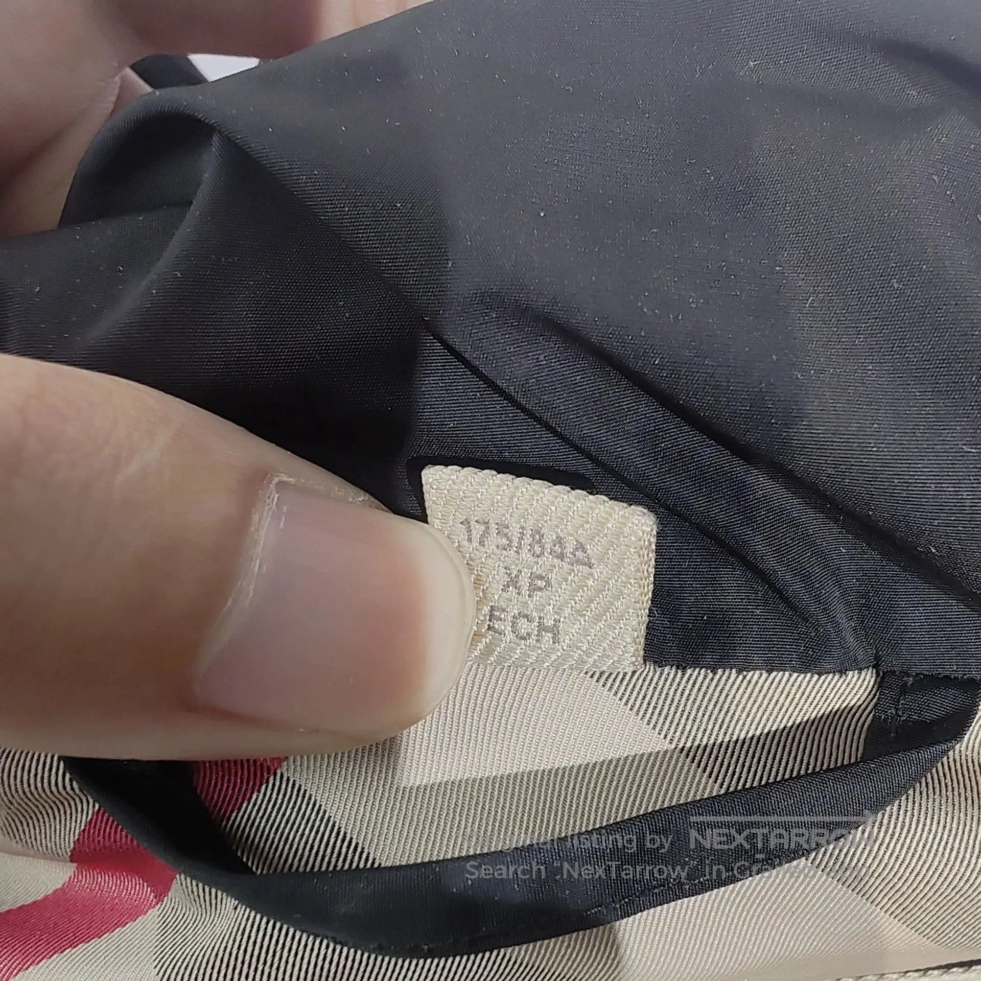 Burberry burberry black jacket in excellent condition. Size US XS / EU 42 / 0 - 5 Thumbnail