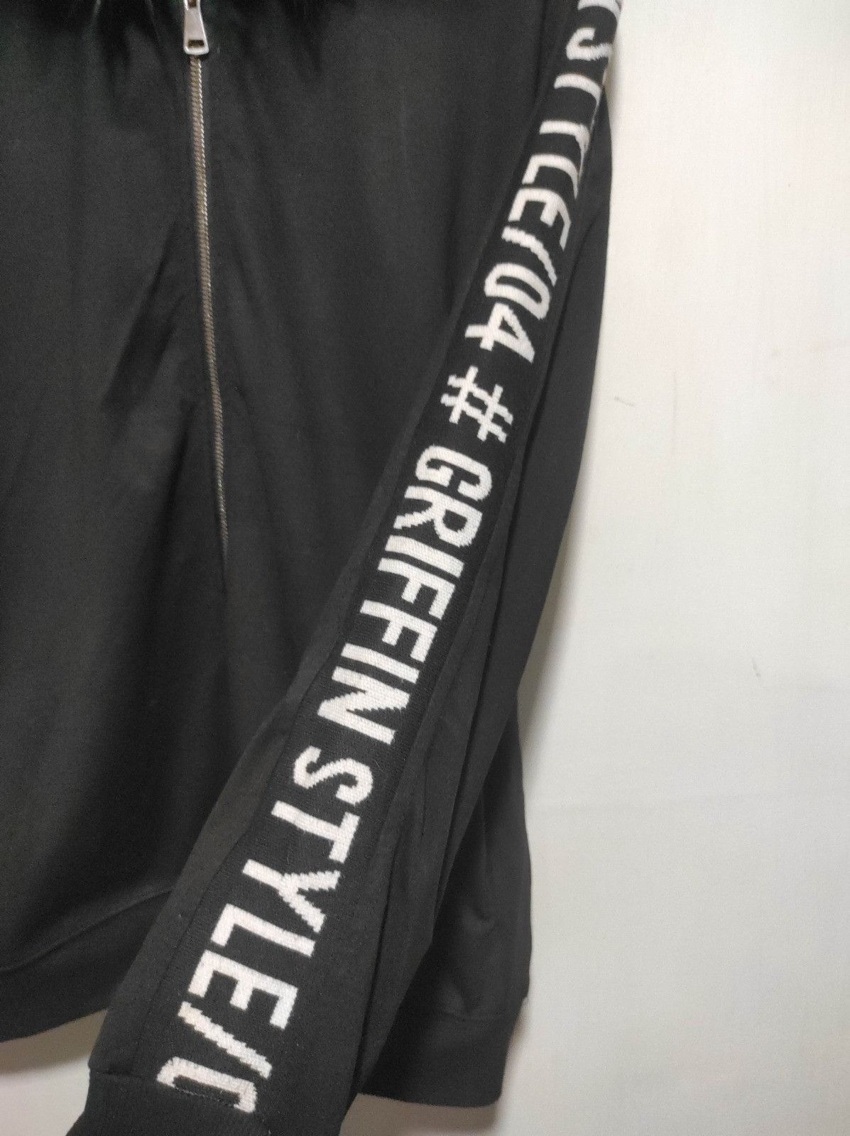 Japanese Brand Griffin Timer Tapped Zipper fur hoodie ifsix LGB style Size US L / EU 52-54 / 3 - 7 Thumbnail