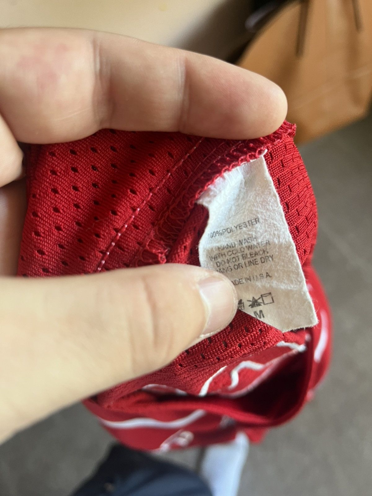 Vintage VTG 00’s / Y2K CCTV Surveillance Red Jersey Size US M / EU 48-50 / 2 - 6 Thumbnail