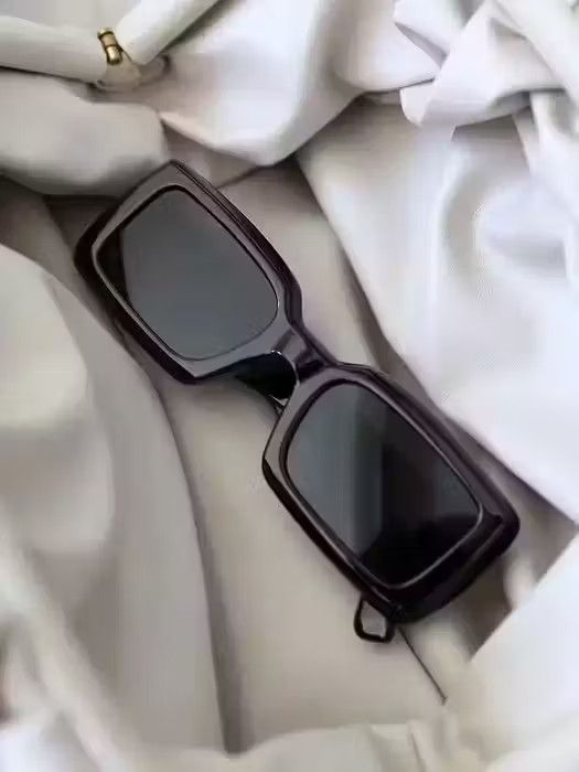 Designer × Electric Visual × Vintage Sunglasses Retro Size ONE SIZE - 1 Thumbnail