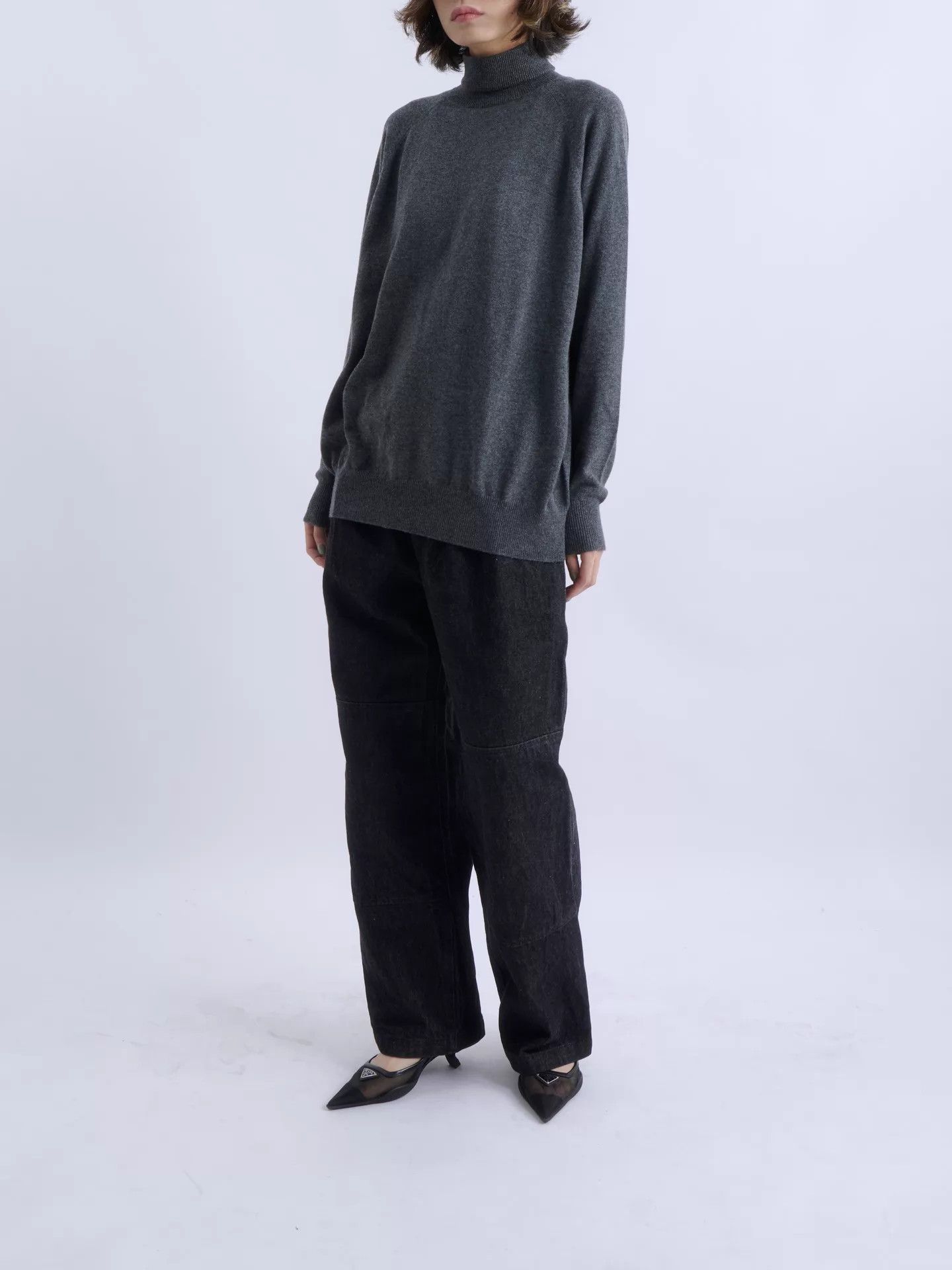 Prada PRADA Charcoal Gray Turtleneck Cashmere Sweater Size XS / US 0-2 / IT 36-38 - 4 Thumbnail
