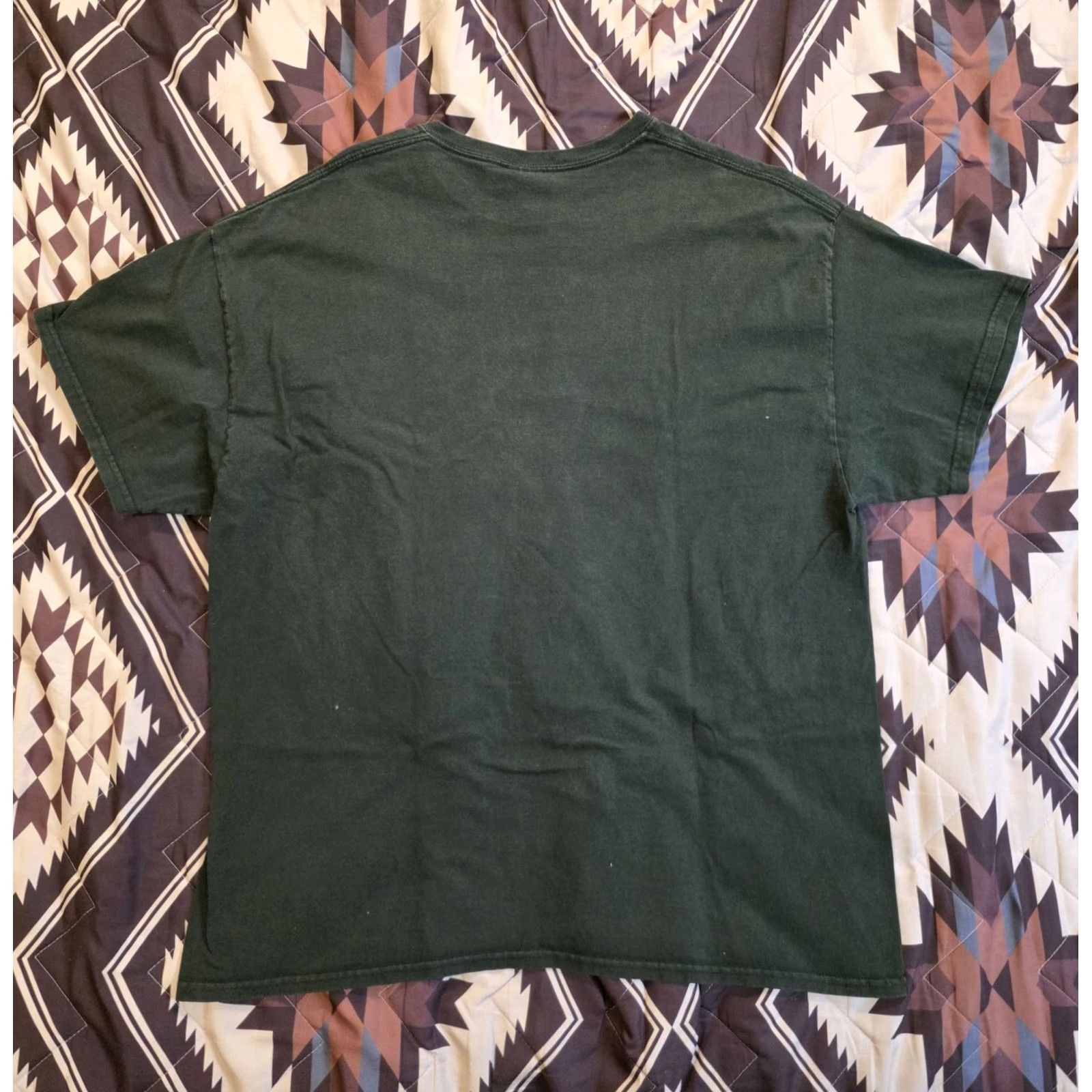 Gildan VINTAGE Jameson Irish Whiskey Graphic Print T Shirt Forest Green Adult XL Unisex Men's Womens Cotton Short Sleeve Round Neck Logo Beer 2000s Size US XL / EU 56 / 4 - 3 Thumbnail