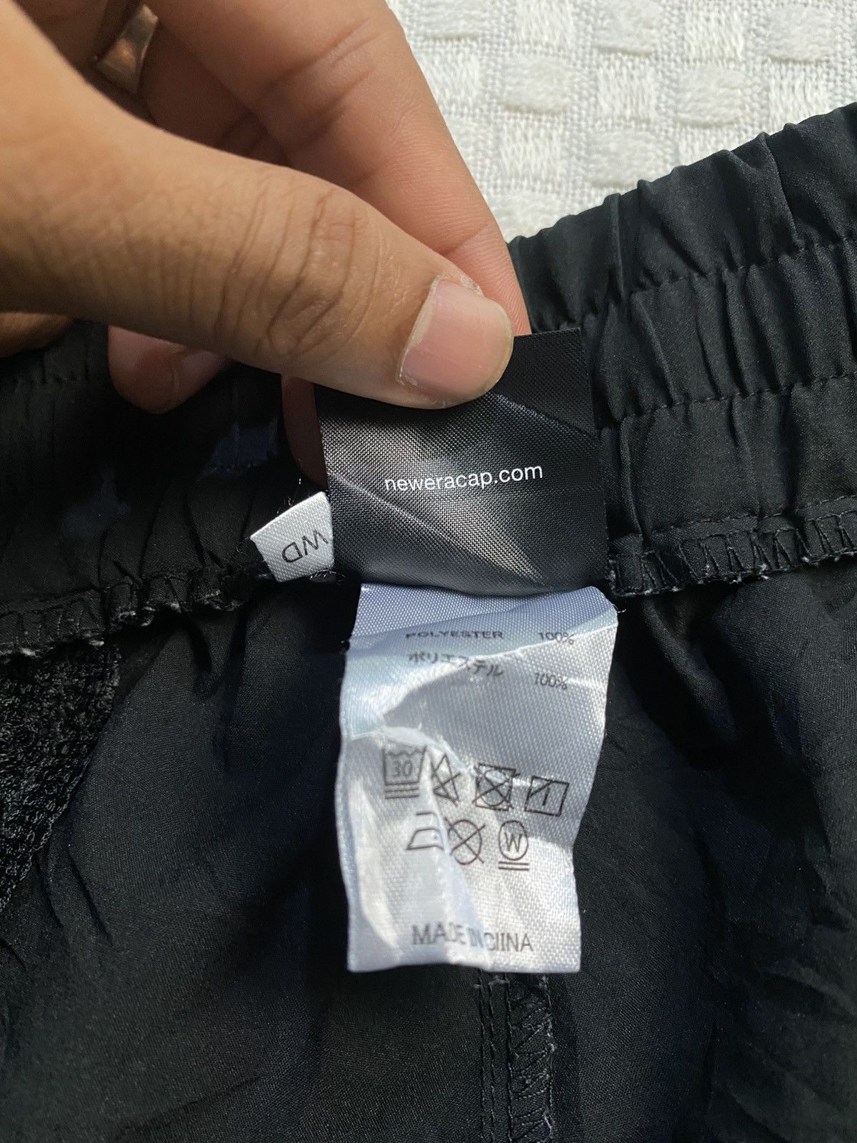 New Era NEW ERA BAGGY NYLON TRACK PANTS Y2K Size US 30 / EU 46 - 12 Thumbnail