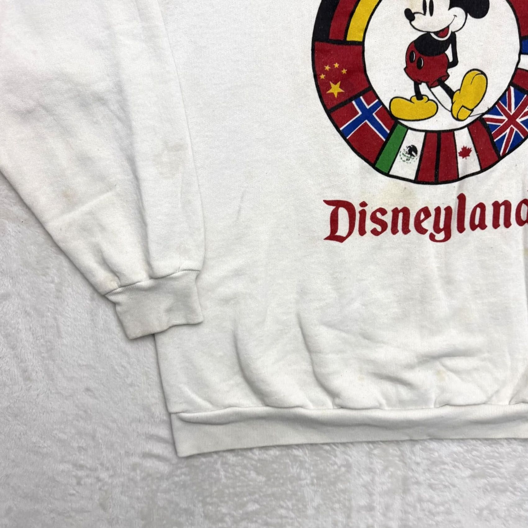 Vintage VINTAGE Mickey Mouse Sweatshirt Mens XL White USA Flags Graphic 90s Disney Designs Size US XL / EU 56 / 4 - 7 Thumbnail